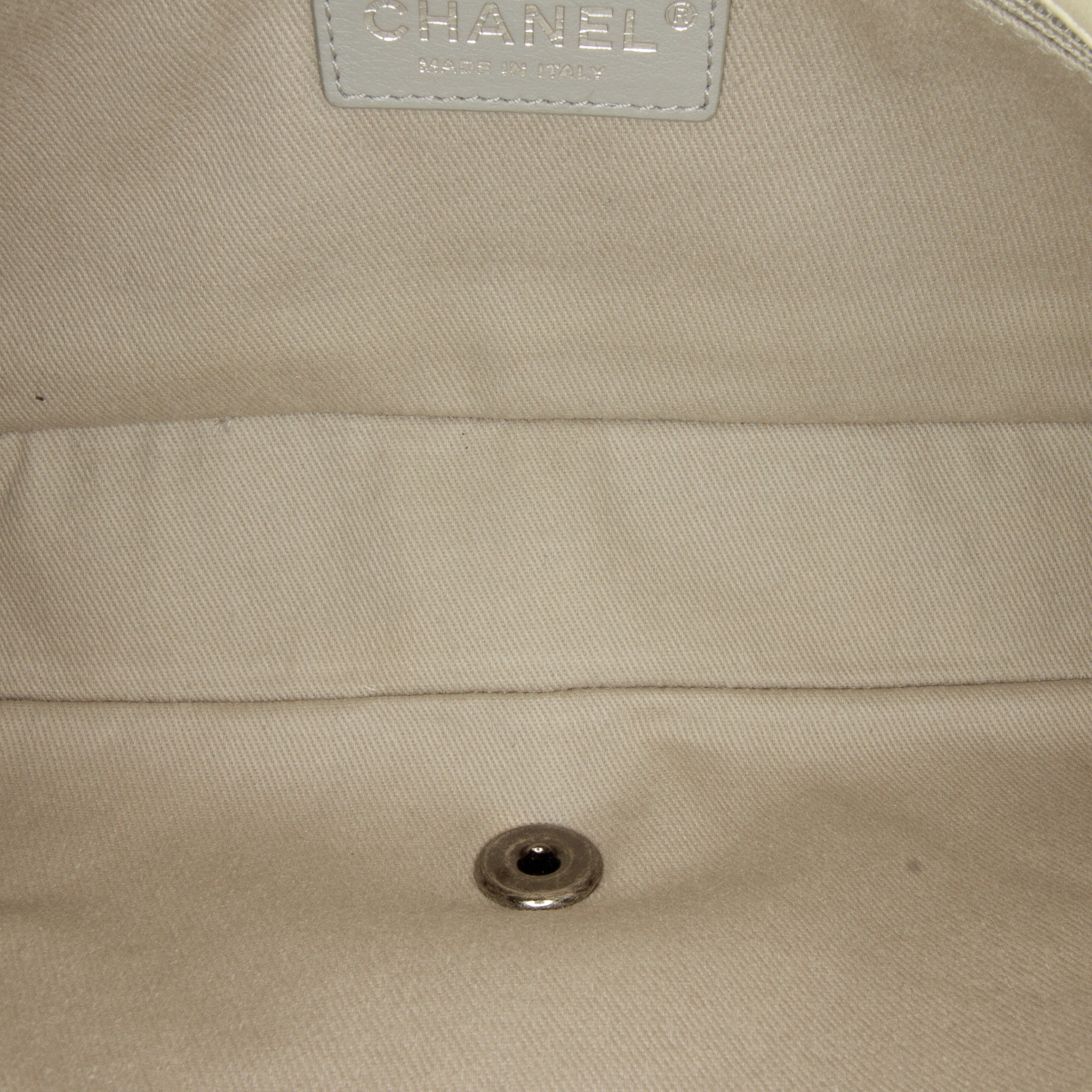 Chanel Small Airlines Tweed Flap - image 6