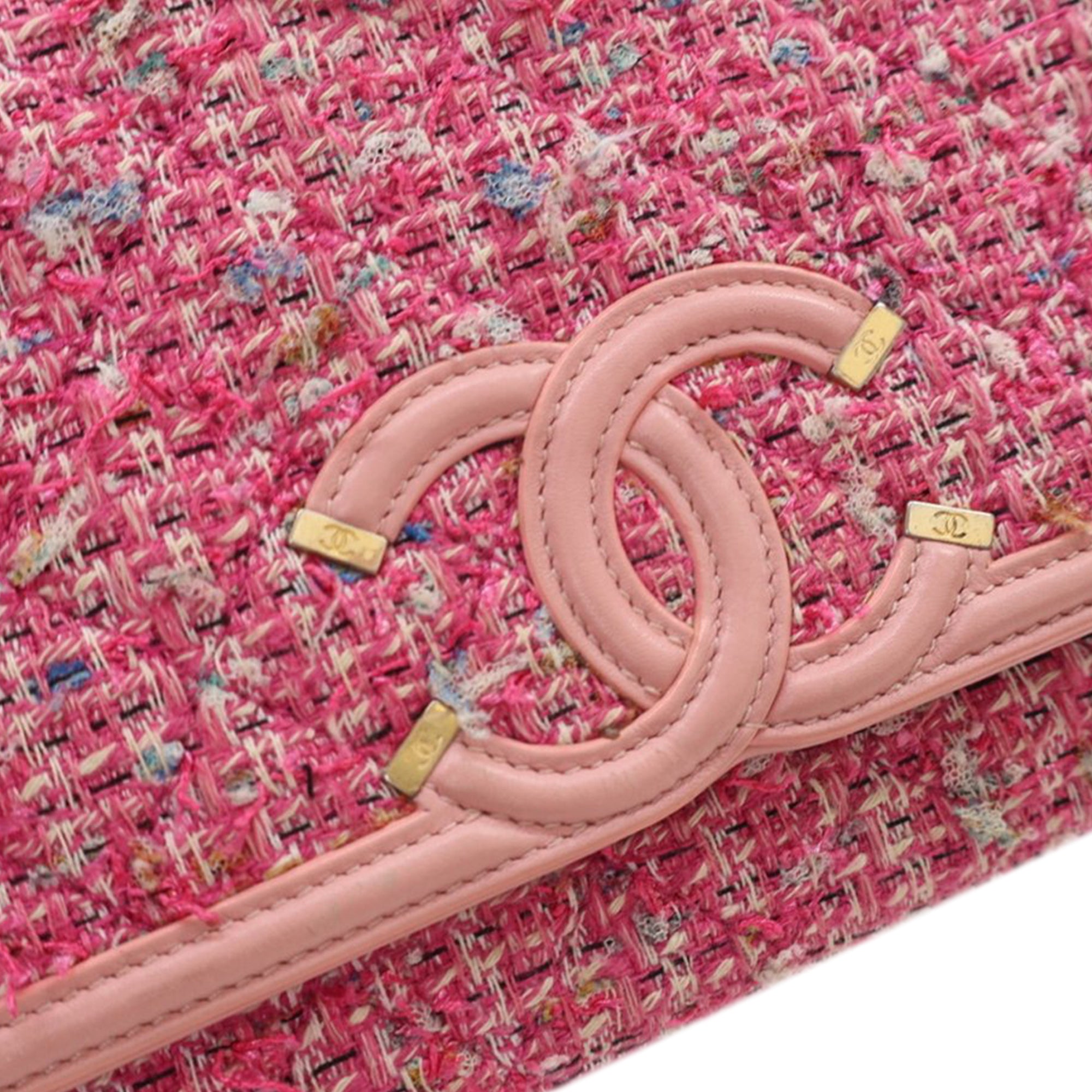 Chanel Medium Tweed CC Filigree Flap - image 7
