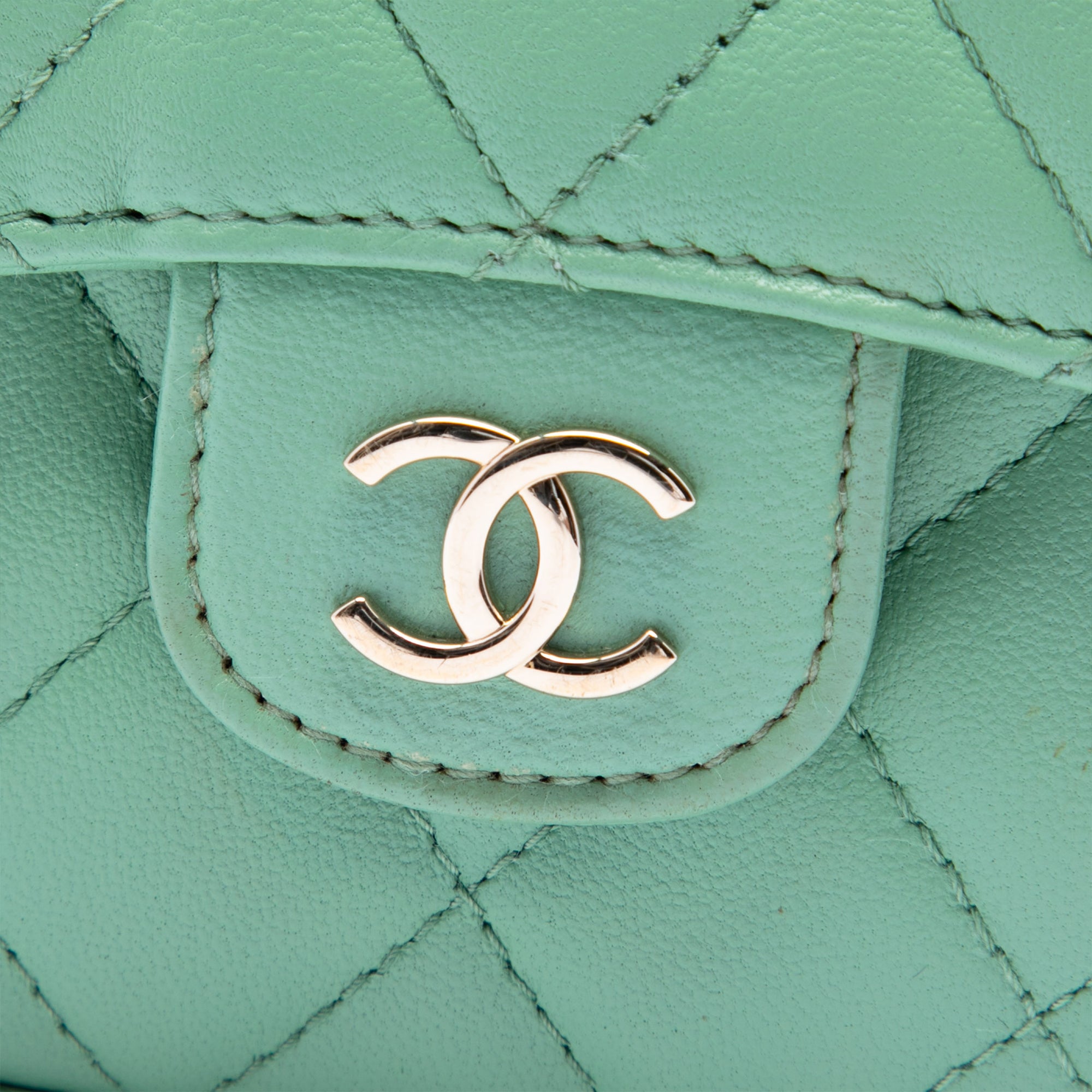 Chanel CC Quilted Lambskin Top Handle Flap Coin Purse with Chain - image 5