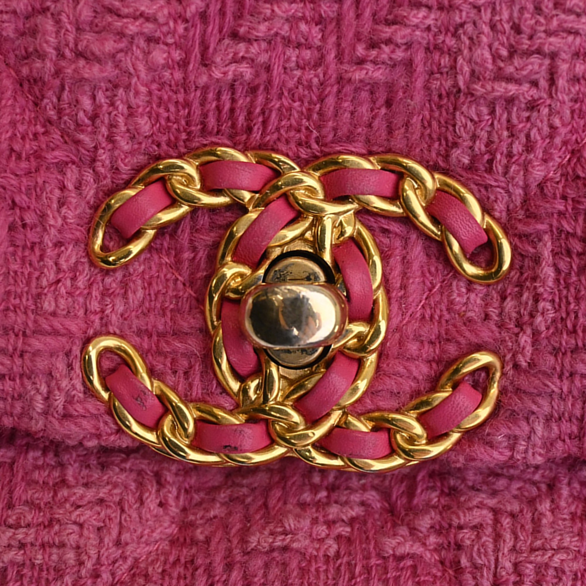 Chanel Medium Tweed 19 Flap - image 7