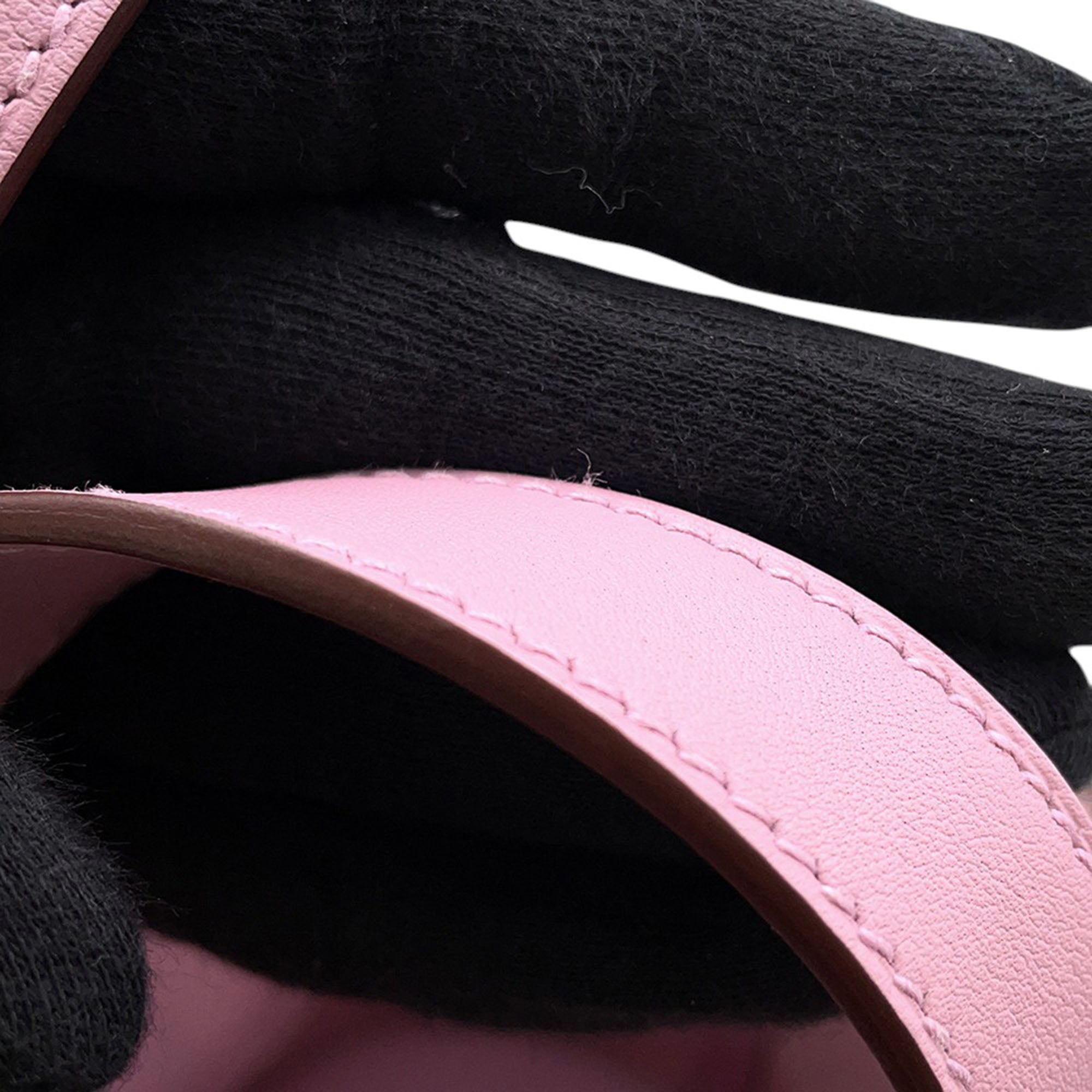Hermès Clemence and Swift In The Loop 18 - image 14