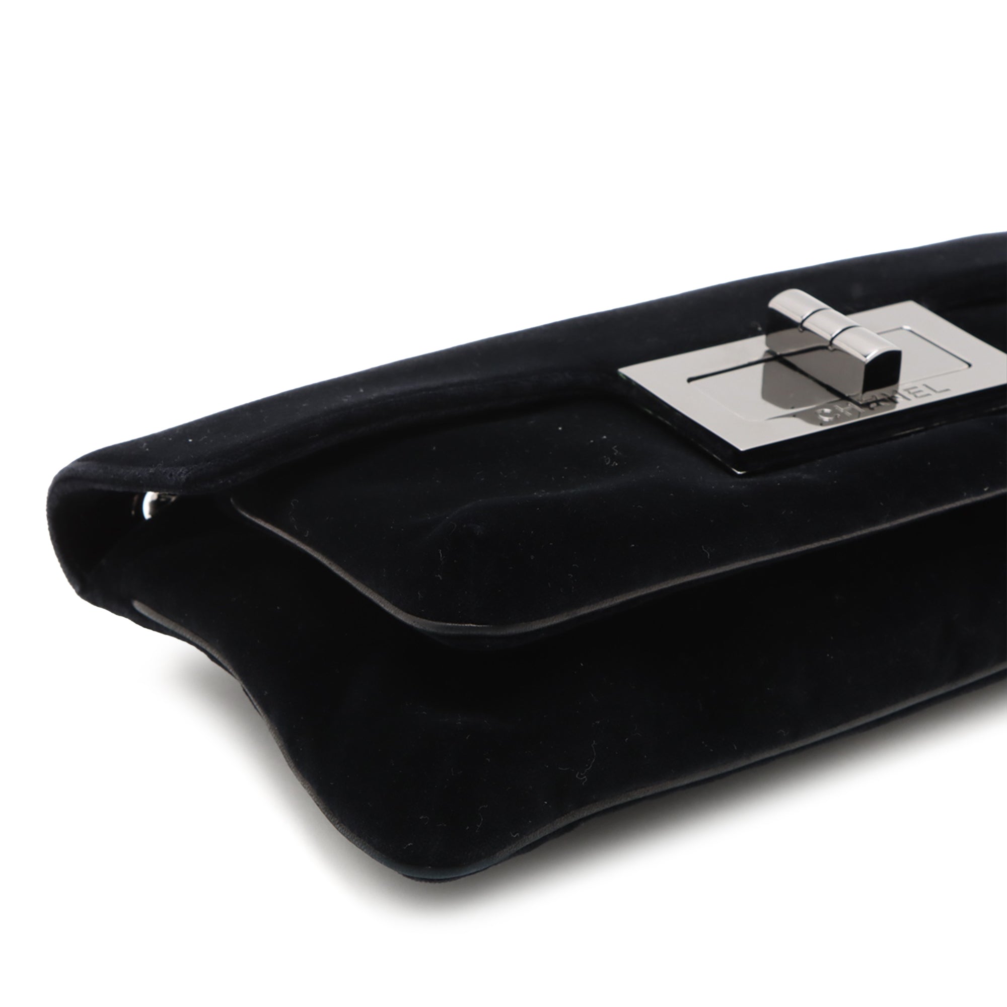 Chanel Giant Mademoiselle Turnlock Flap - image 8