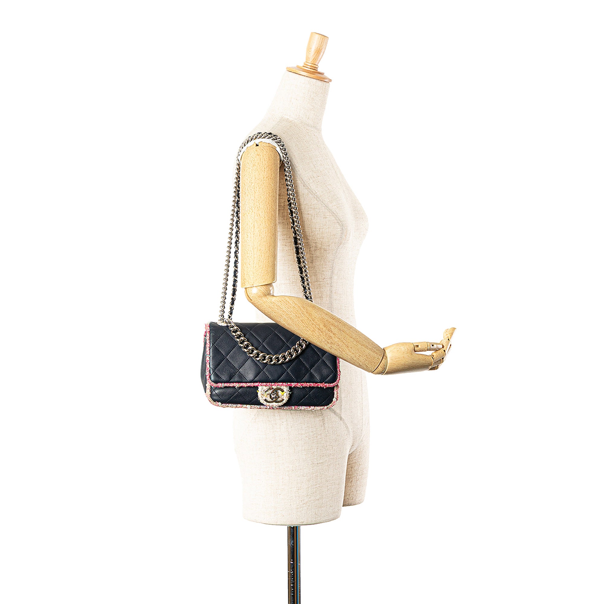 Chanel Quilted Lambskin and Tweed Elegant Trim Flap - image 15