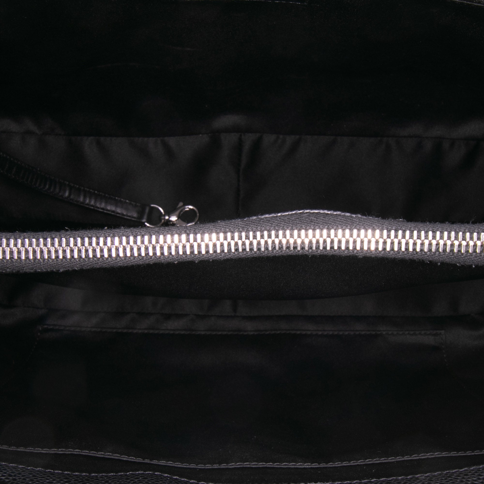 Chanel Caviar Grand Shopping Tote - image 4