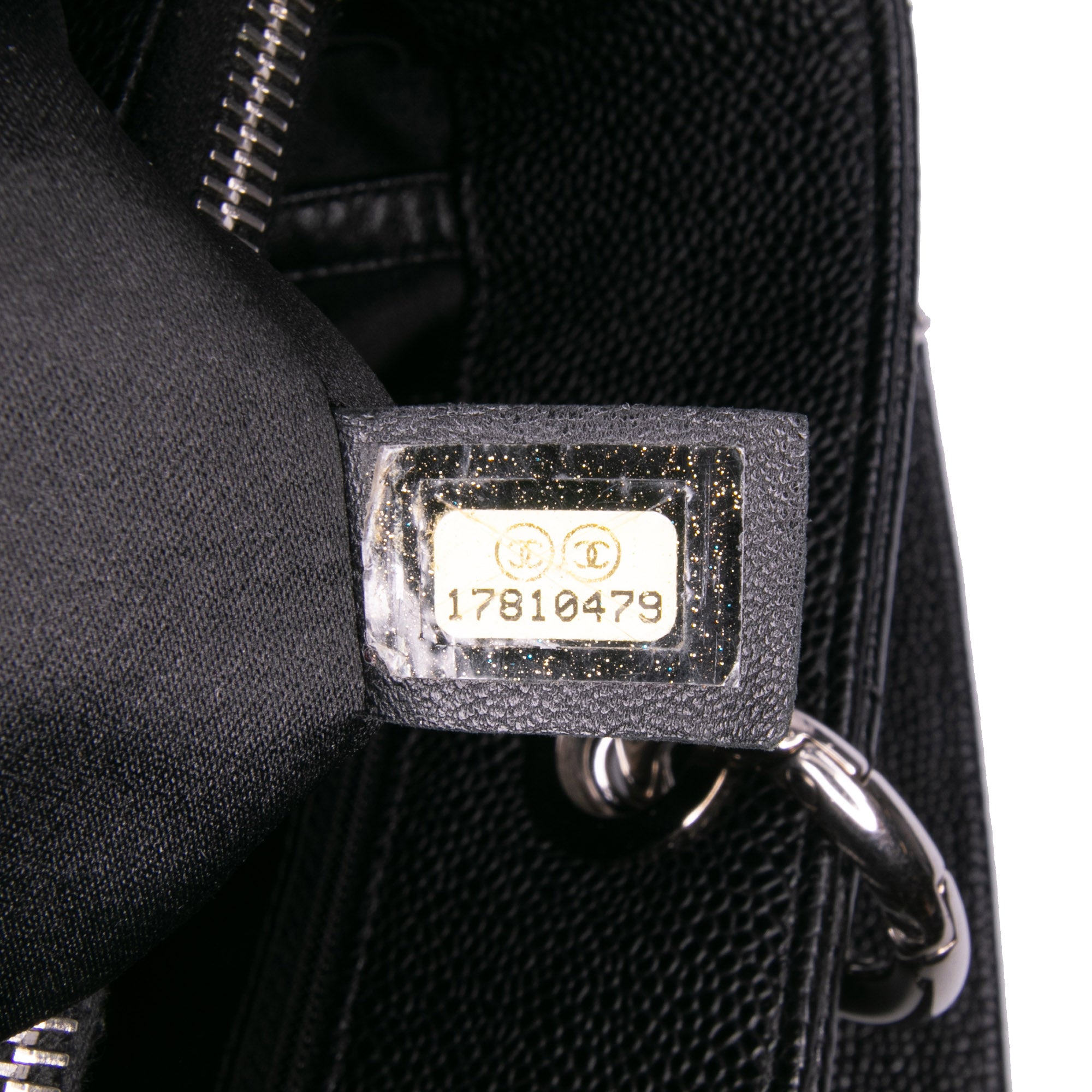 Chanel Caviar Grand Shopping Tote - image 6