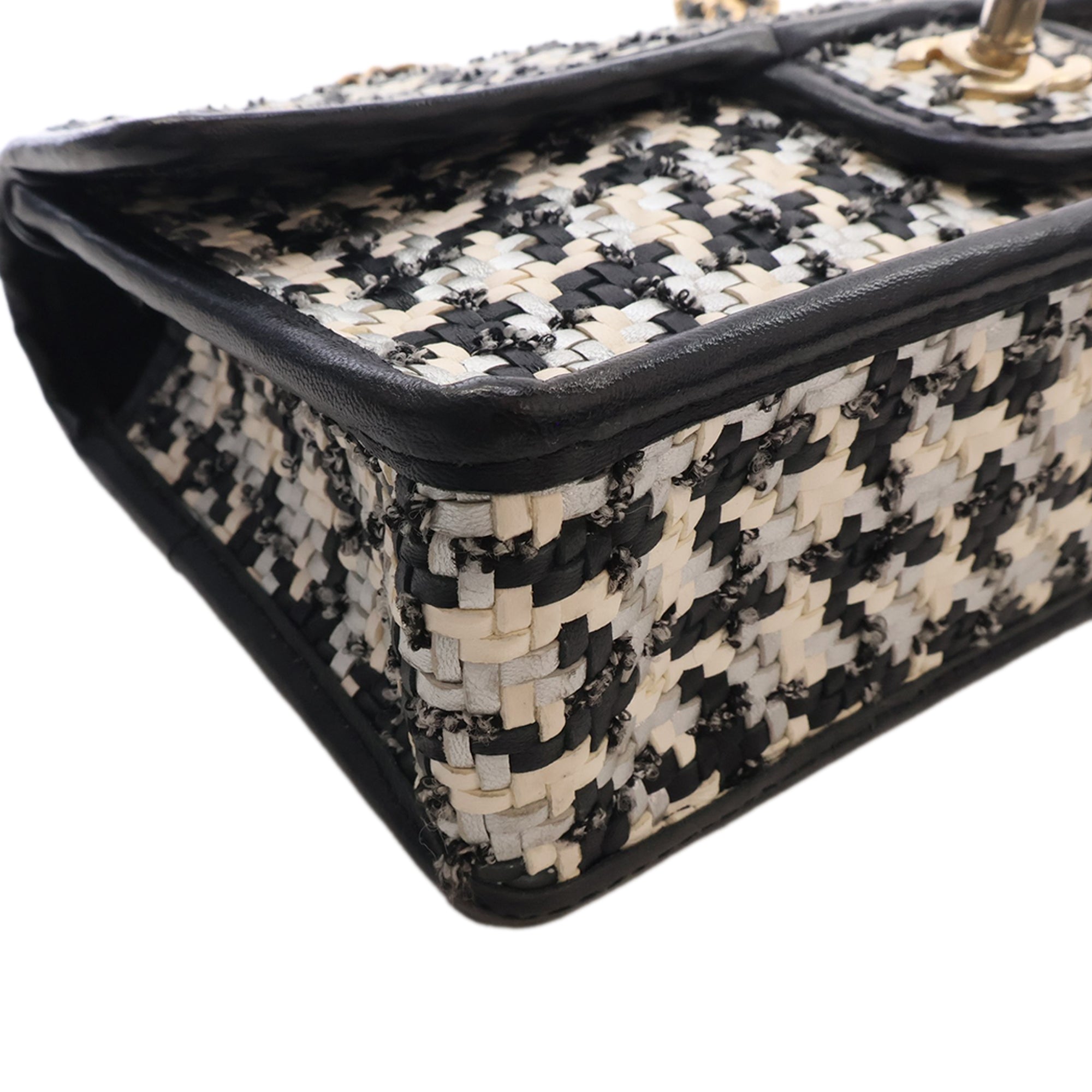 Chanel CC Woven Lambskin and Viscose Houndstooth Single Flap - image 10