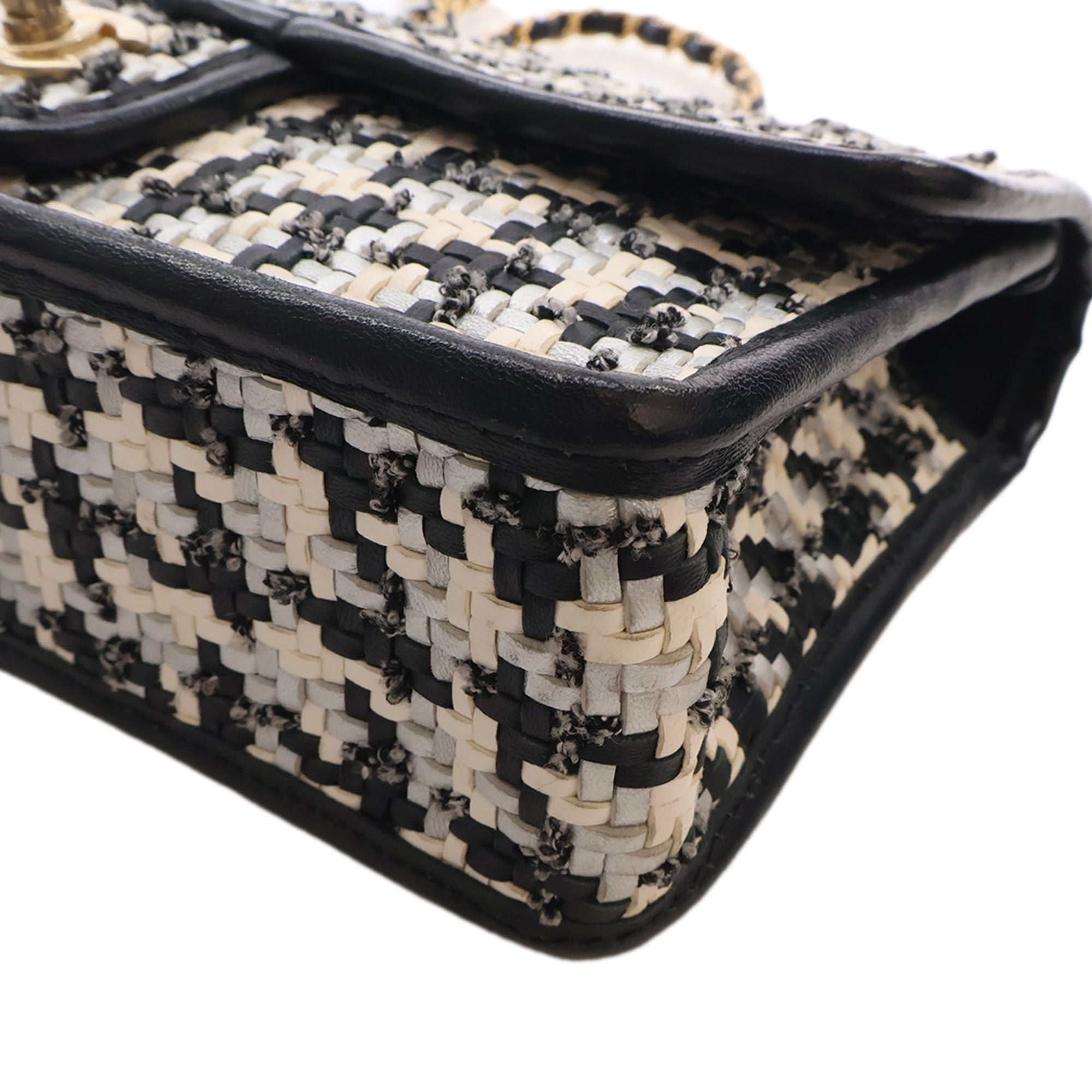 Chanel CC Woven Lambskin and Viscose Houndstooth Single Flap - image 11