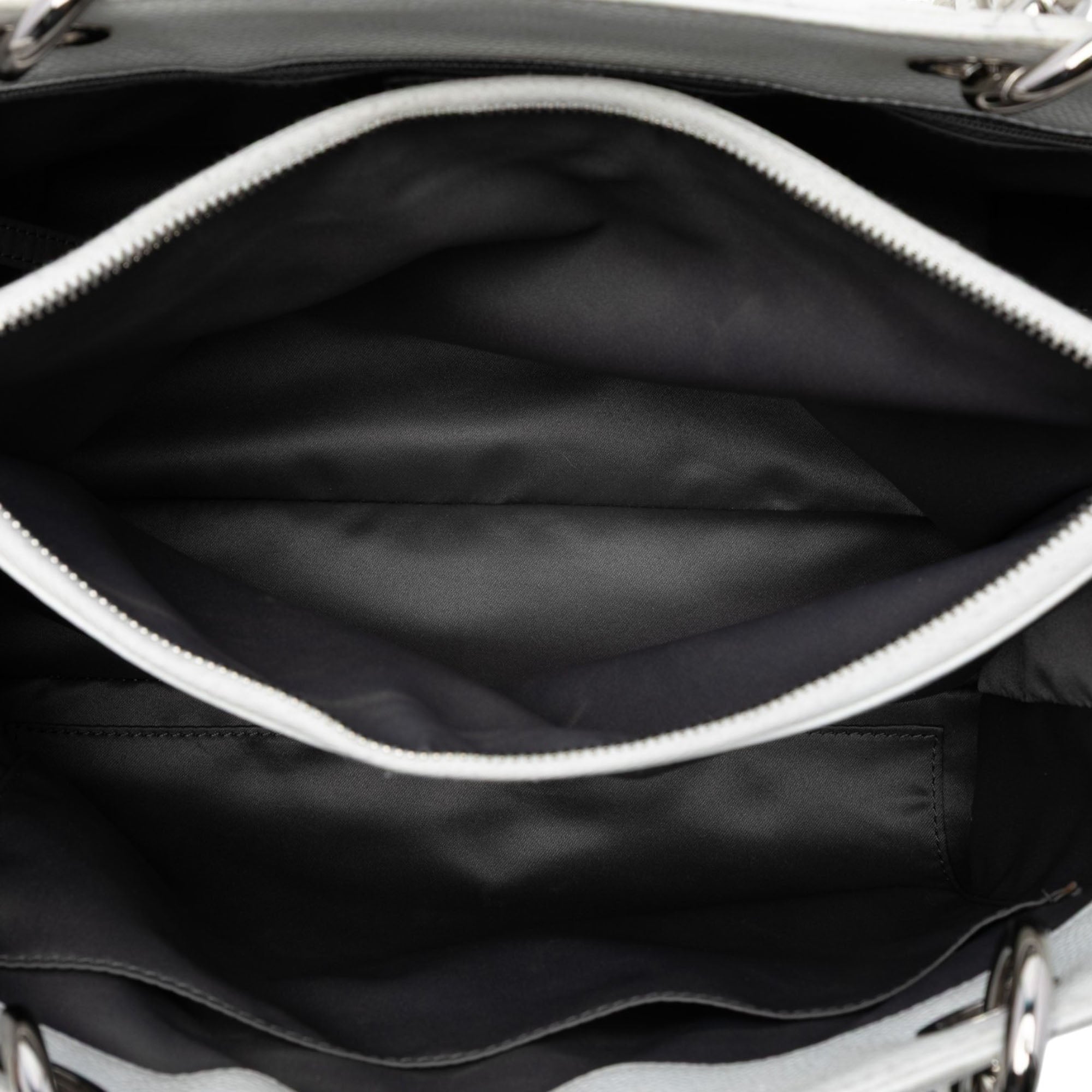 Chanel Caviar Grand Shopping Tote - image 4