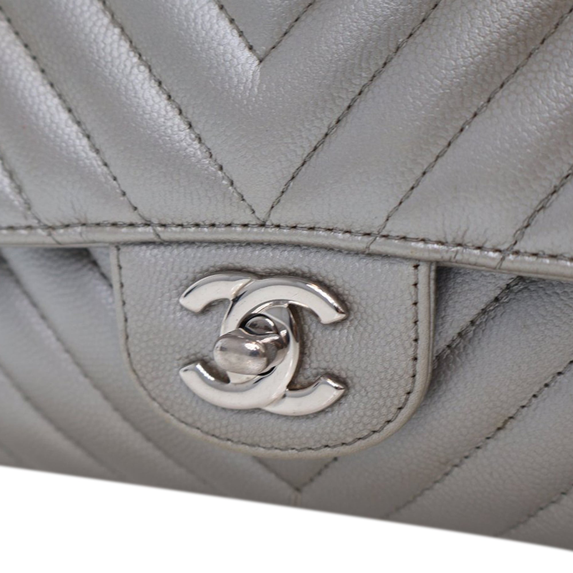 Chanel Medium Classic Chevron Caviar Double Flap - image 7