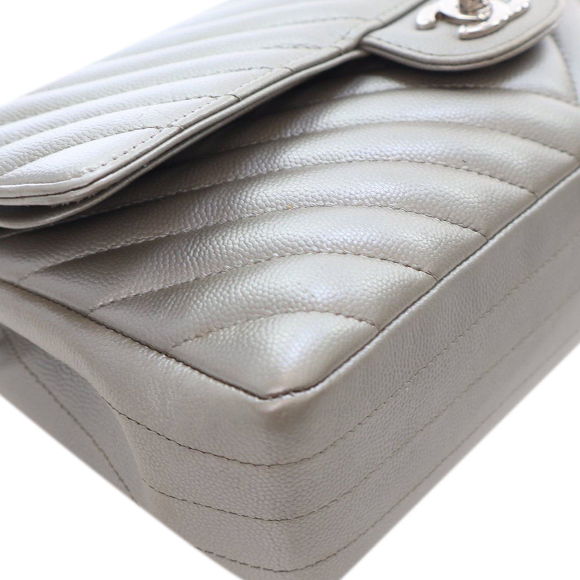Chanel Medium Classic Chevron Caviar Double Flap - image 8