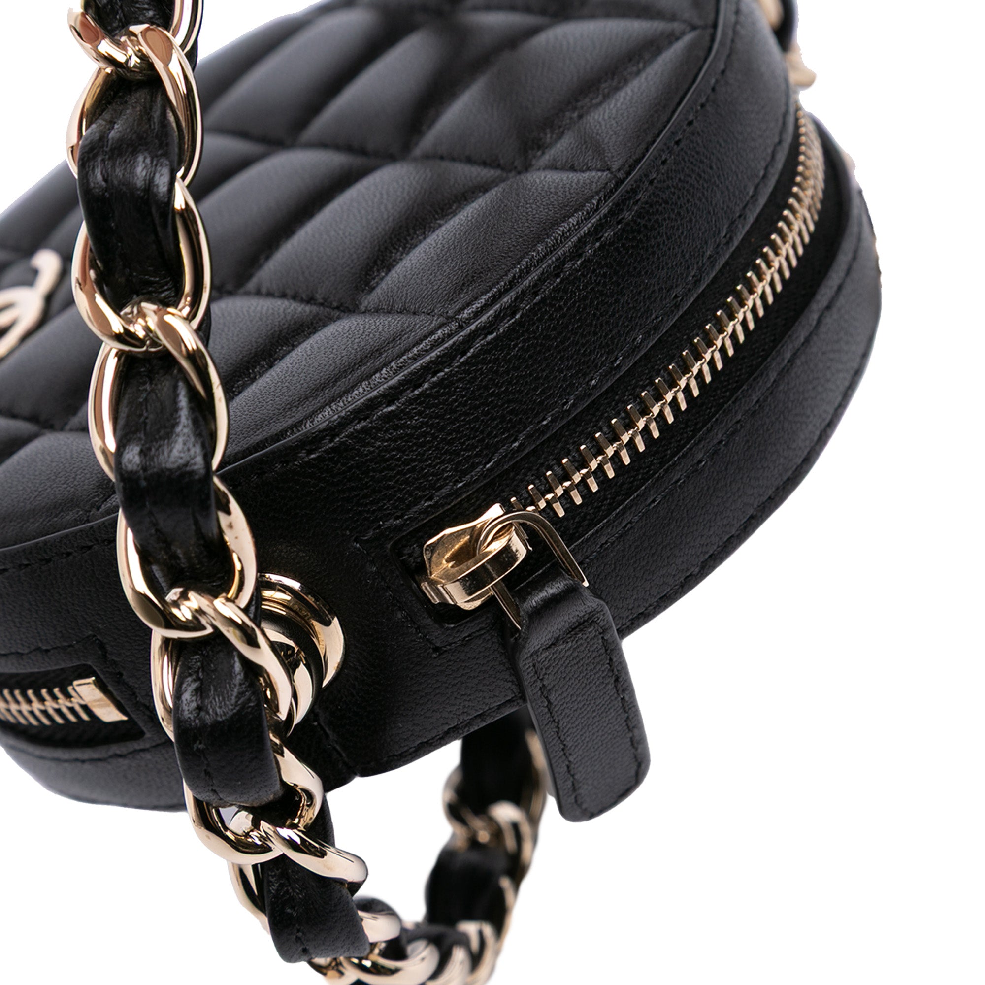 Chanel CC Quilted Lambskin Round Chain Around Clutch With Chain - image 9