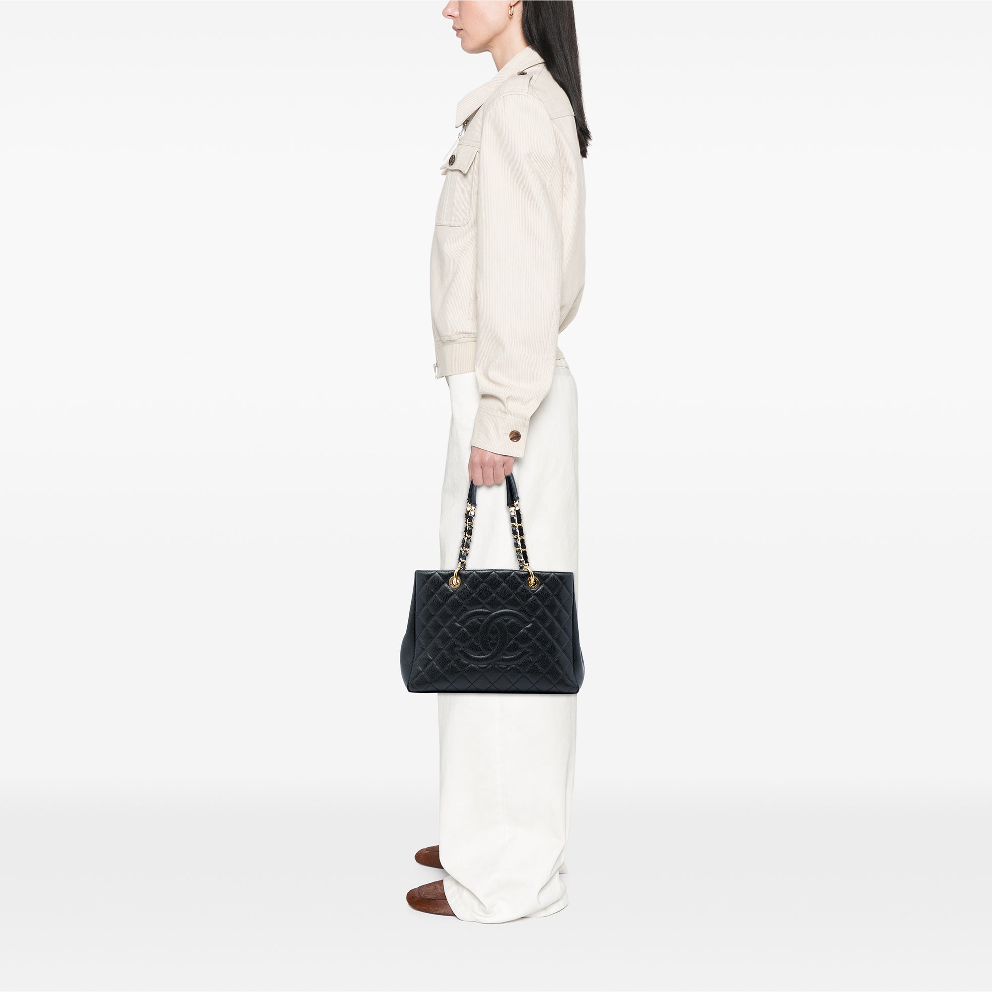 Chanel Caviar Grand Shopping Tote - image 5