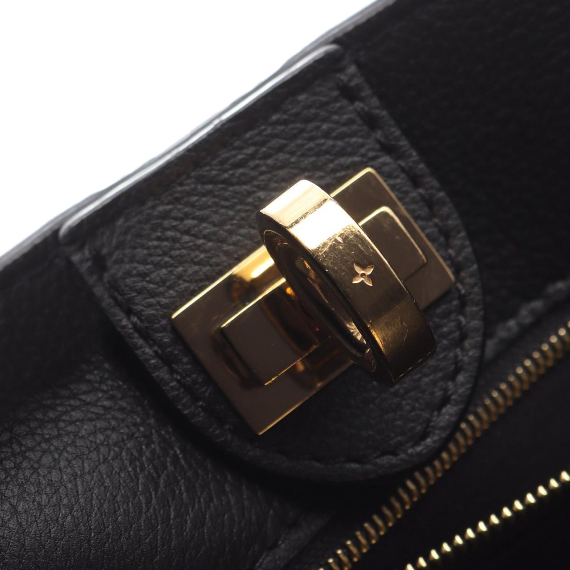 Louis Vuitton Monogram On My Side PM - image 6