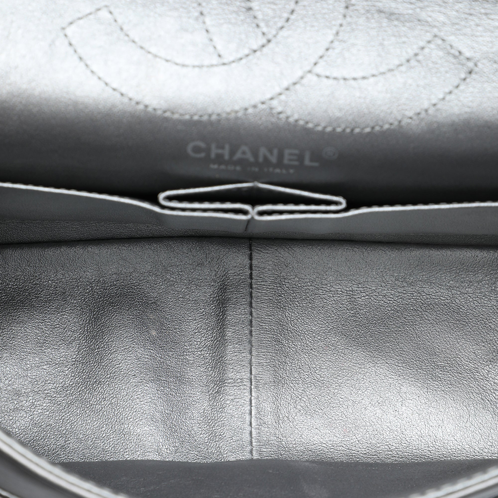 Chanel Quilted Metallic Aged Calfskin Reissue 2.55 Double Flap 226 - image 4