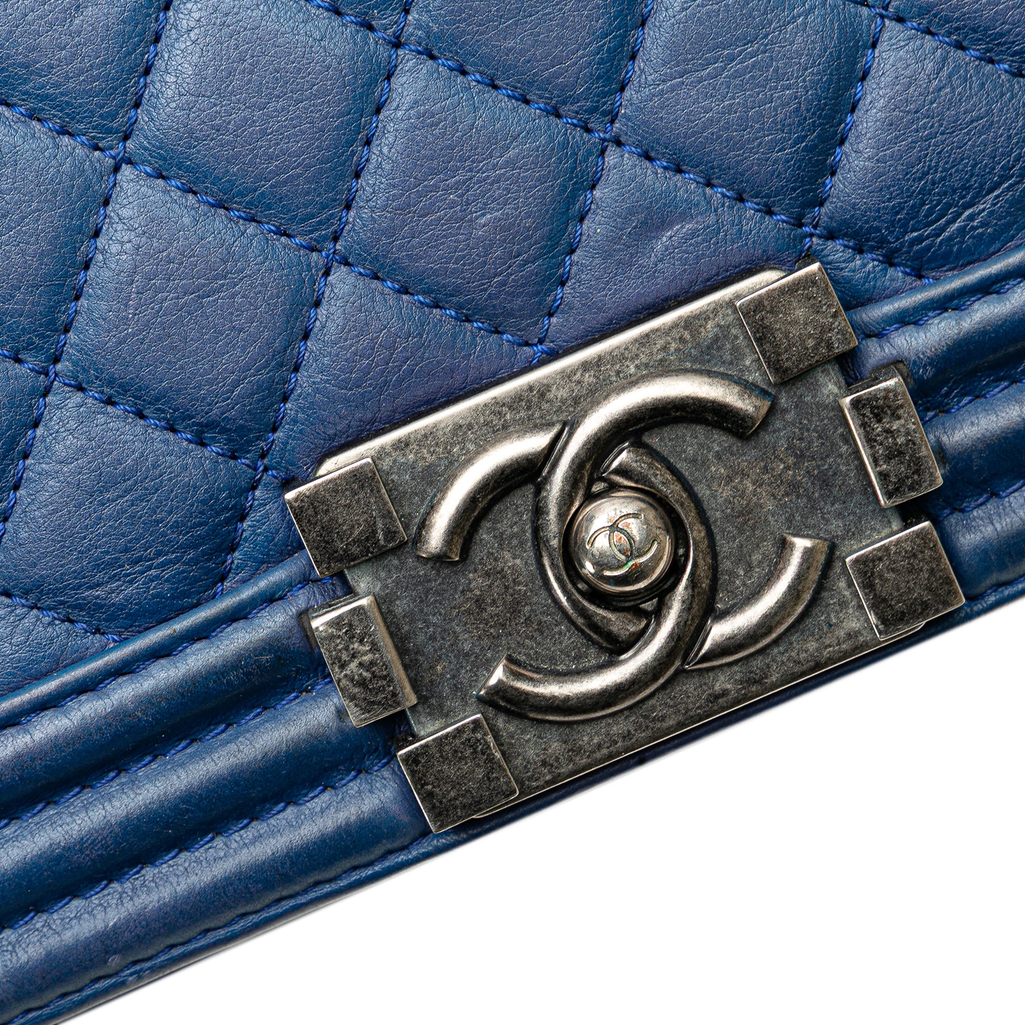 Chanel Large Quilted Lambskin Boy Flap - image 8