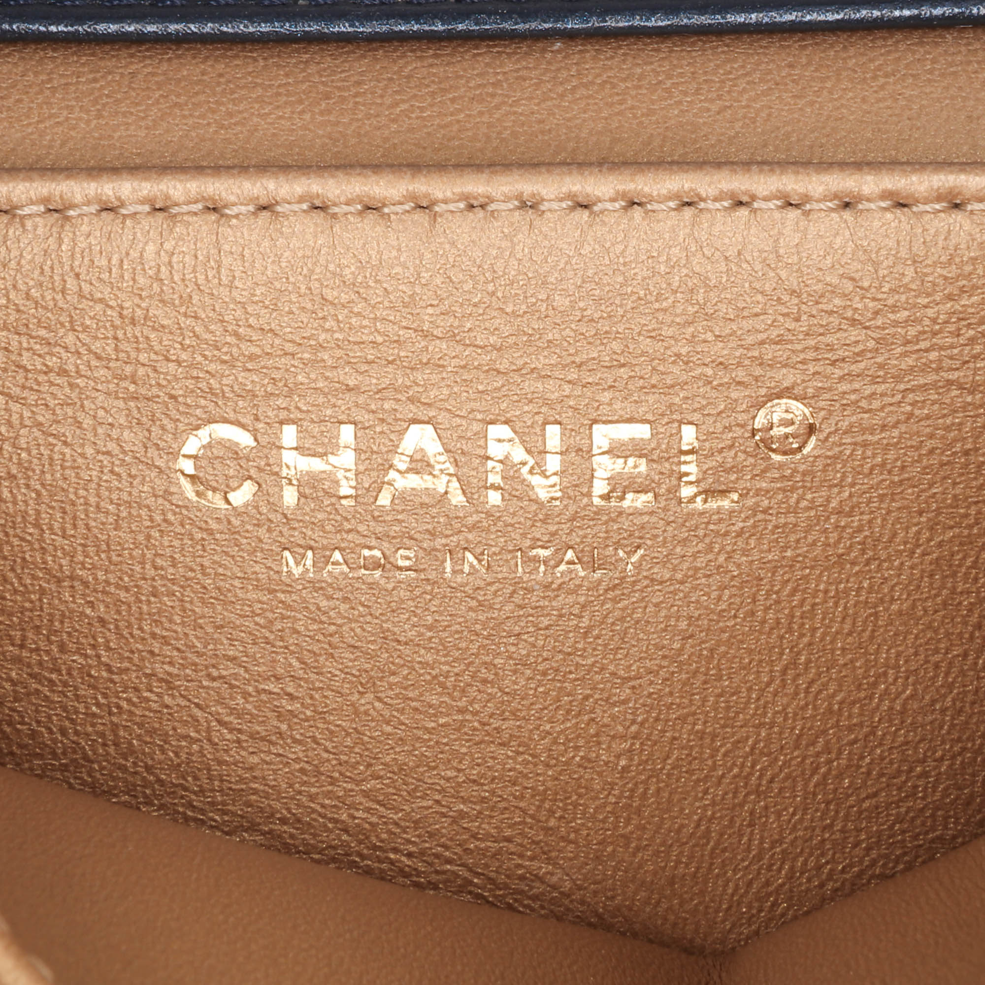 Chanel Small Lambskin Chic Pearls Flap - image 5
