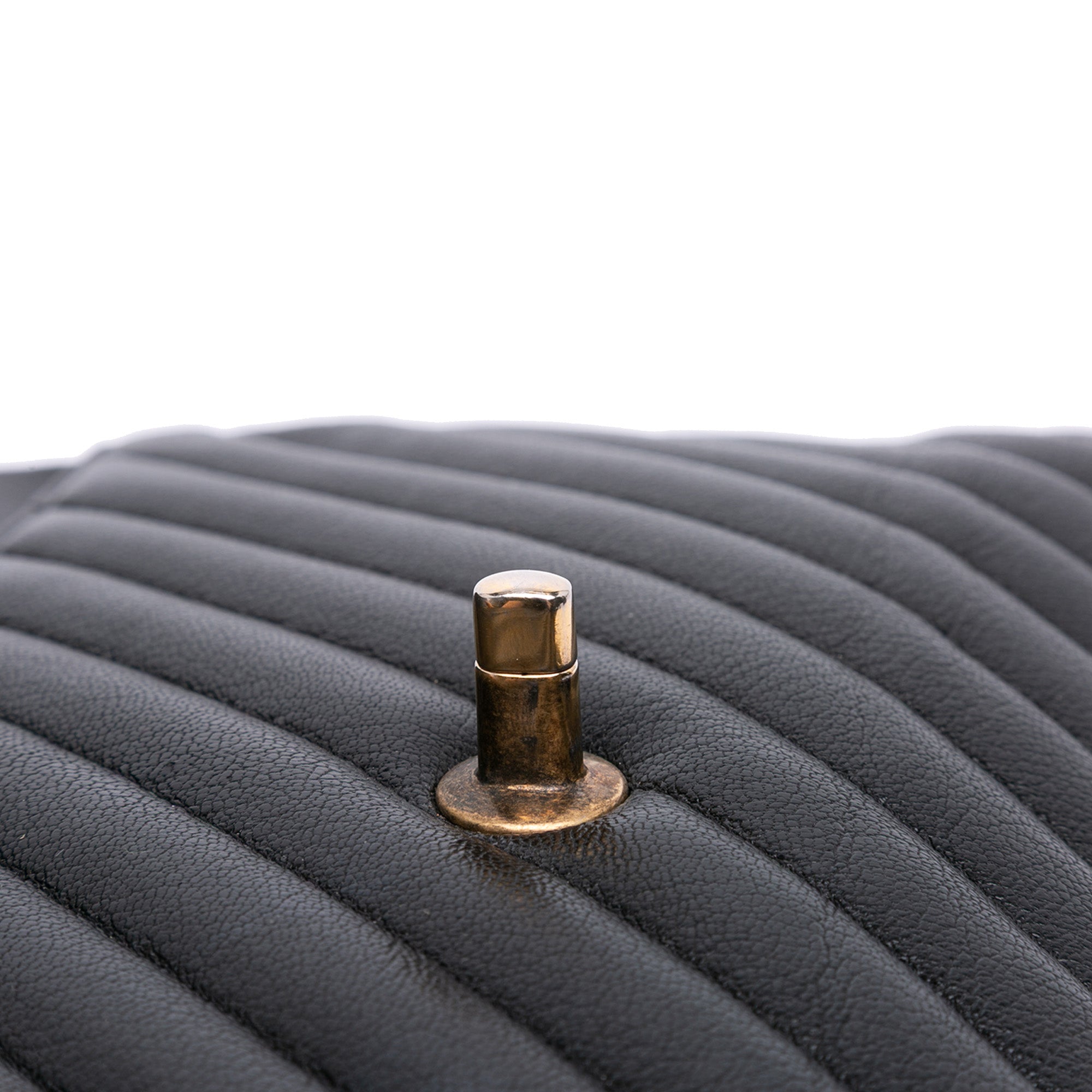 Chanel Large Diagonal Quilted Goatskin Flap - image 8