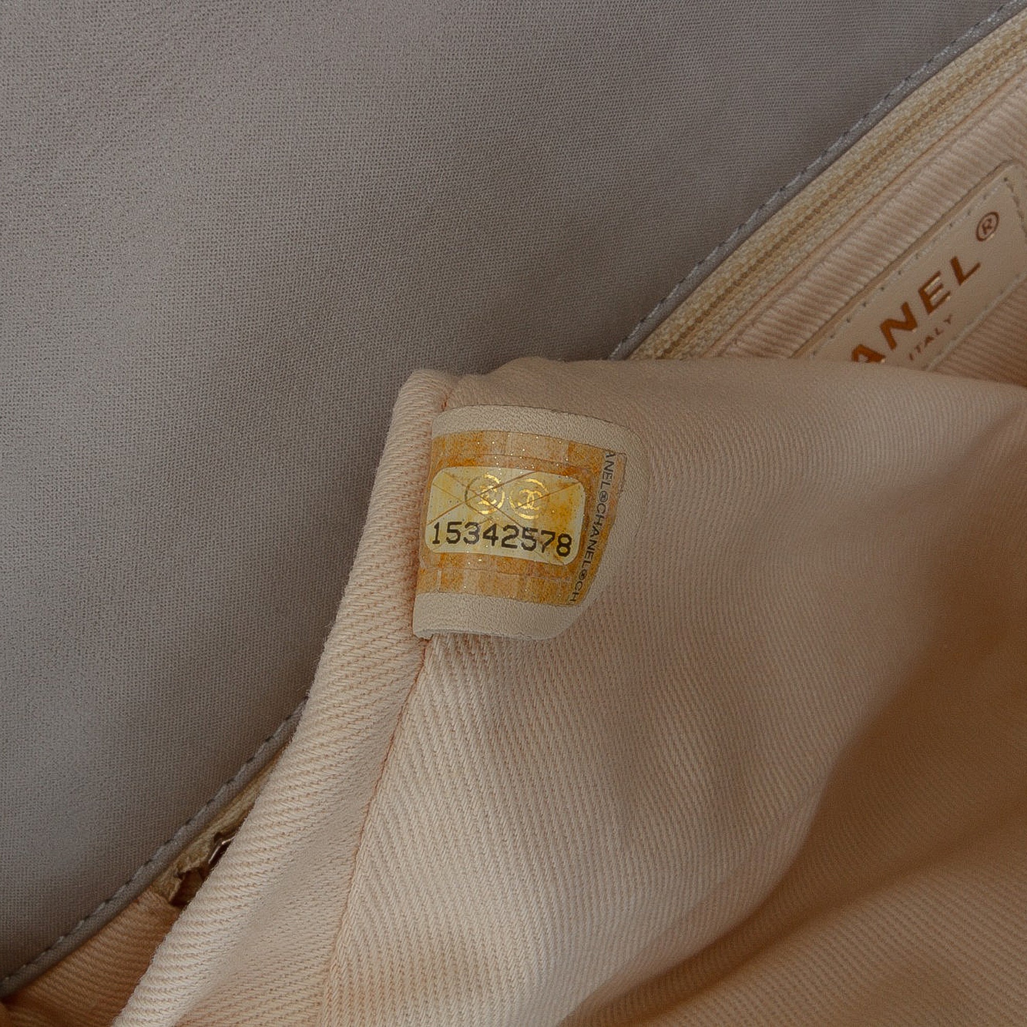 Chanel Quilted Calfskin Chic Quilt Flap - image 4