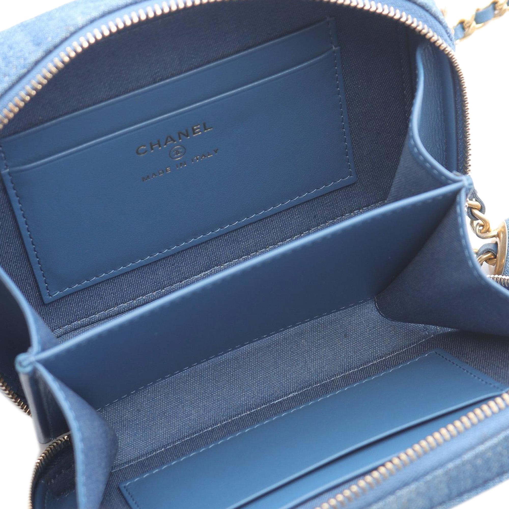Chanel Quilted Denim Pearl Crush Camera Bag - image 3
