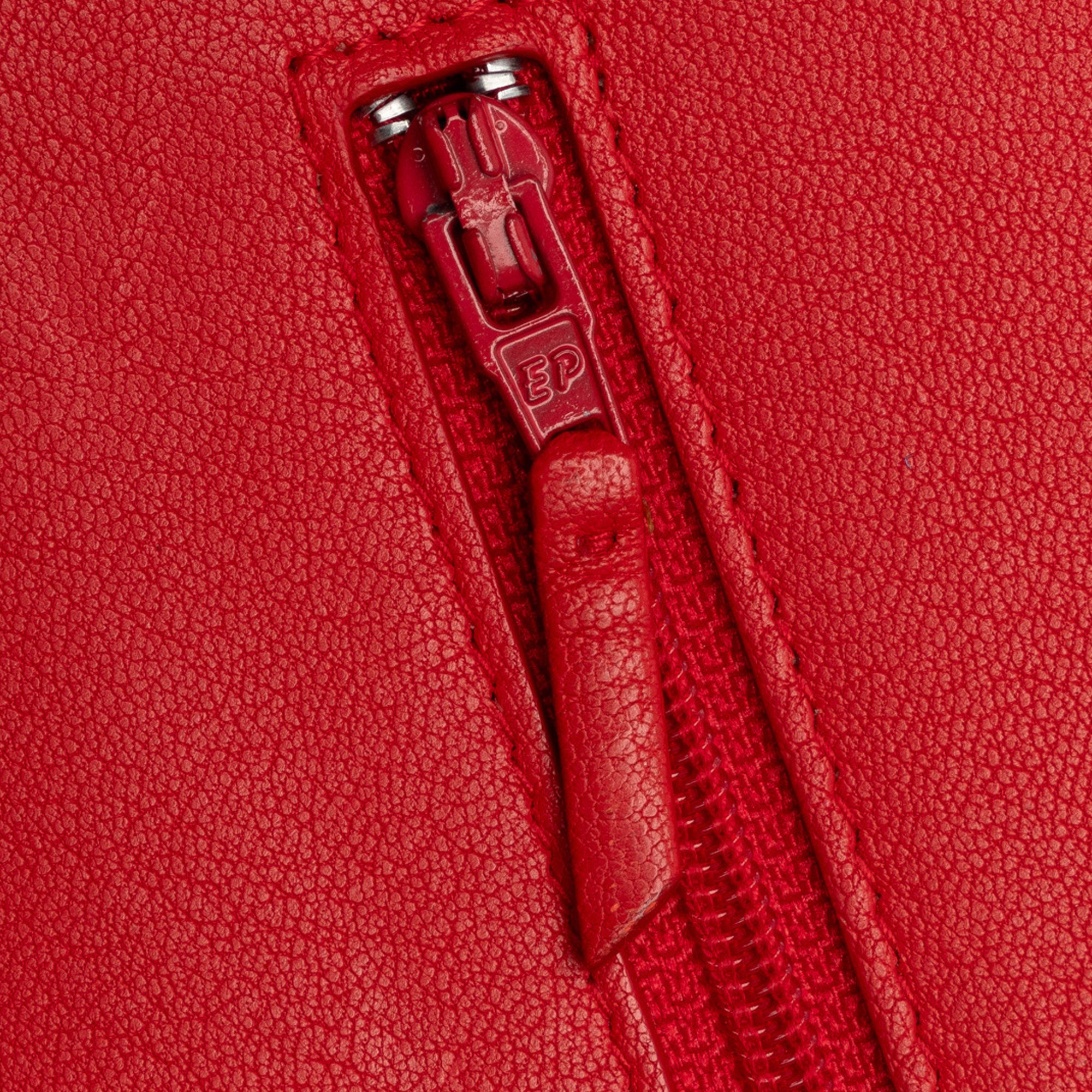 Chanel Grained Calfskin CC Box Wallet On Chain - image 9