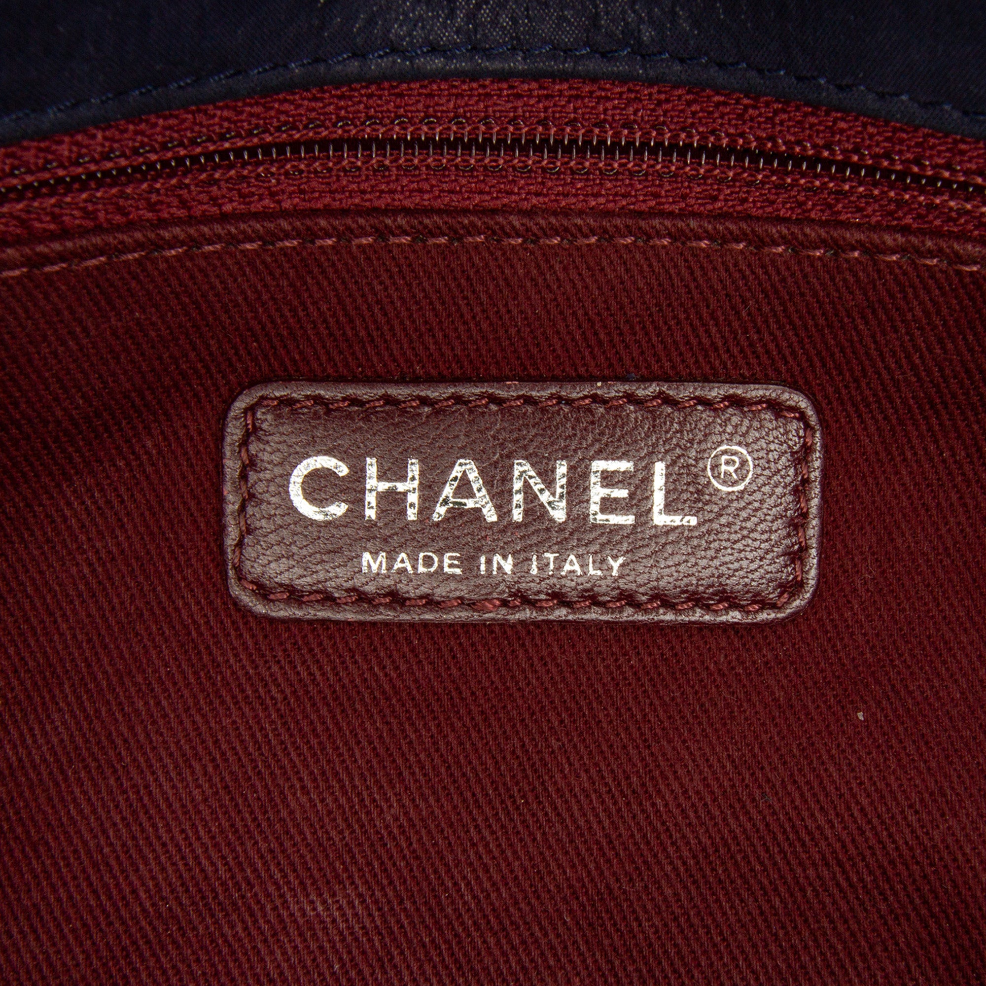 Chanel Chocolate Bar Iridescent Calfskin Bubble Flap - image 5