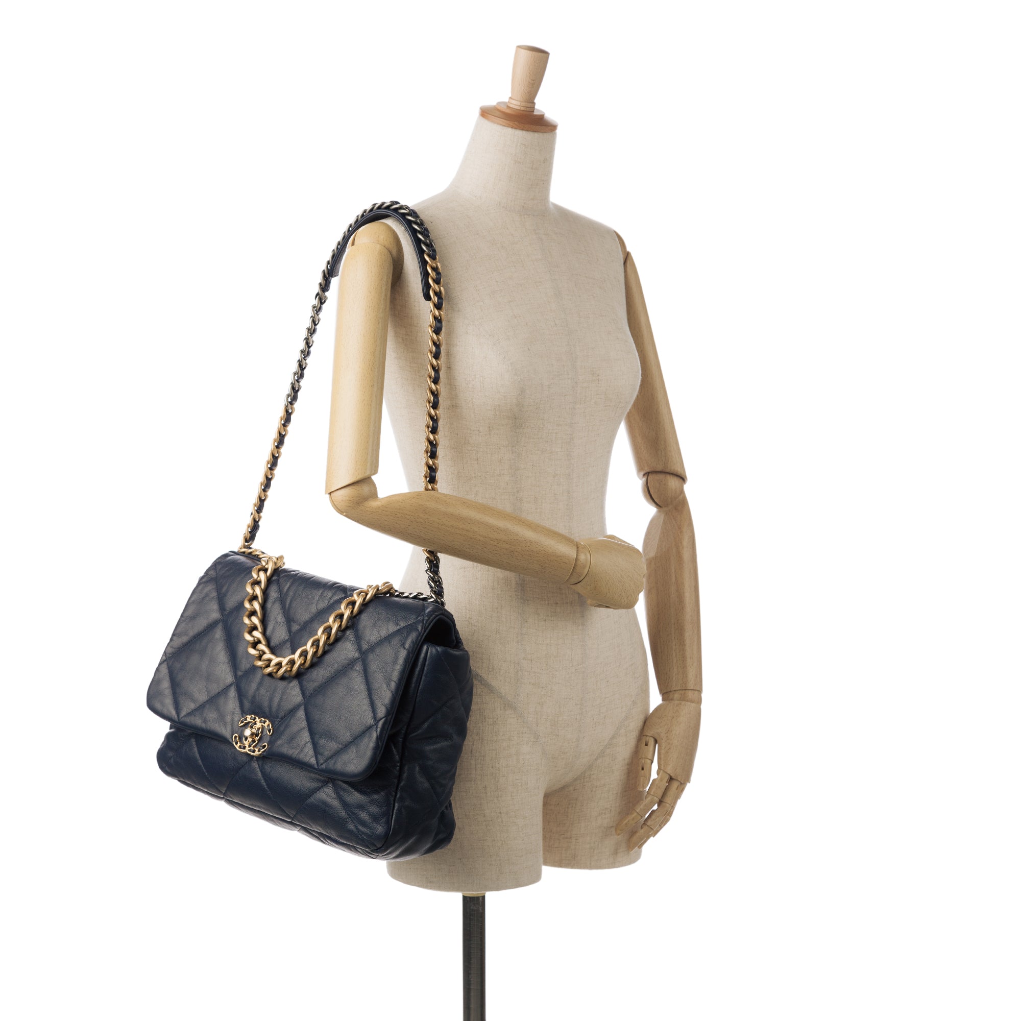Chanel Maxi Lambskin 19 Flap - image 9