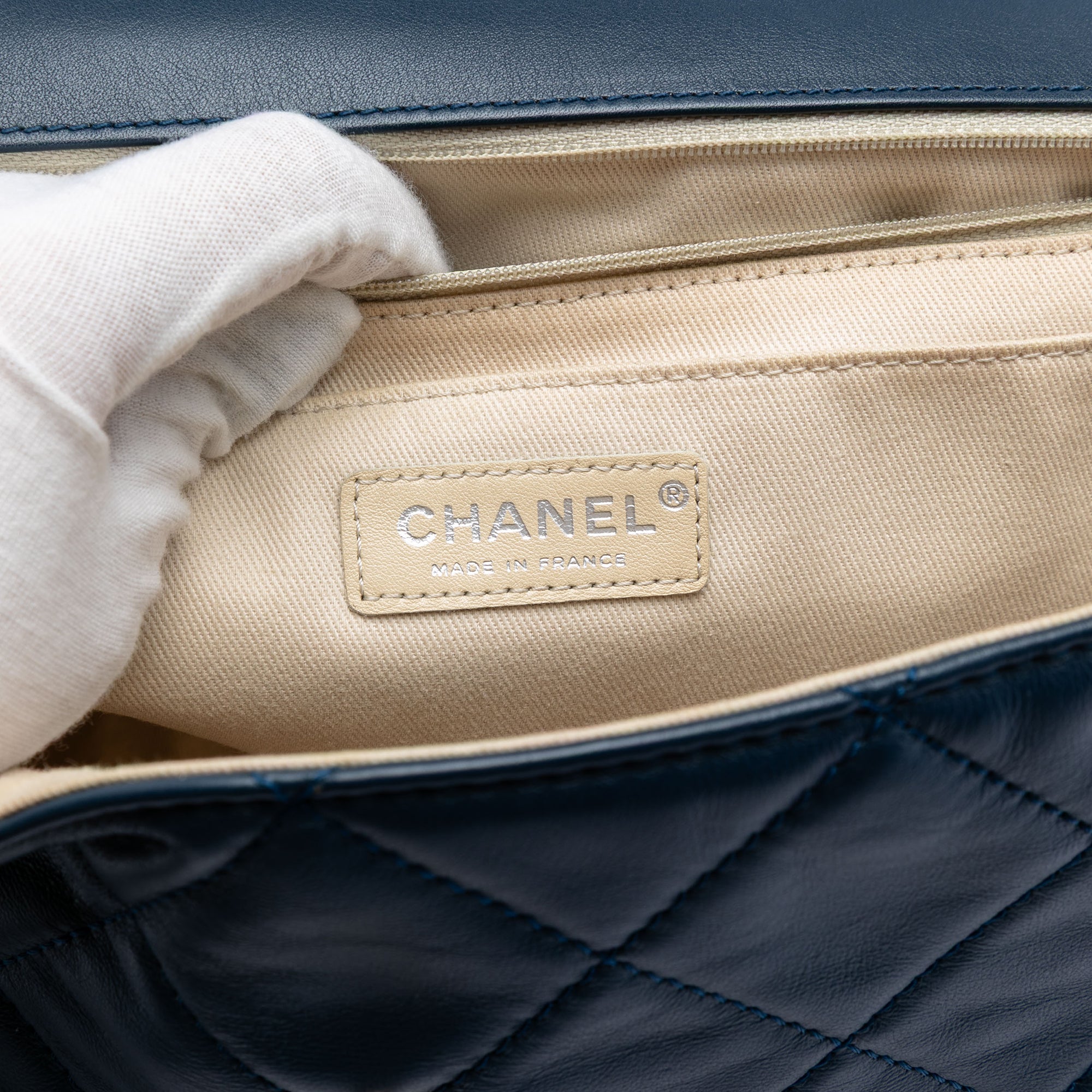Chanel Quilted Calfskin In The Business Flap - image 5
