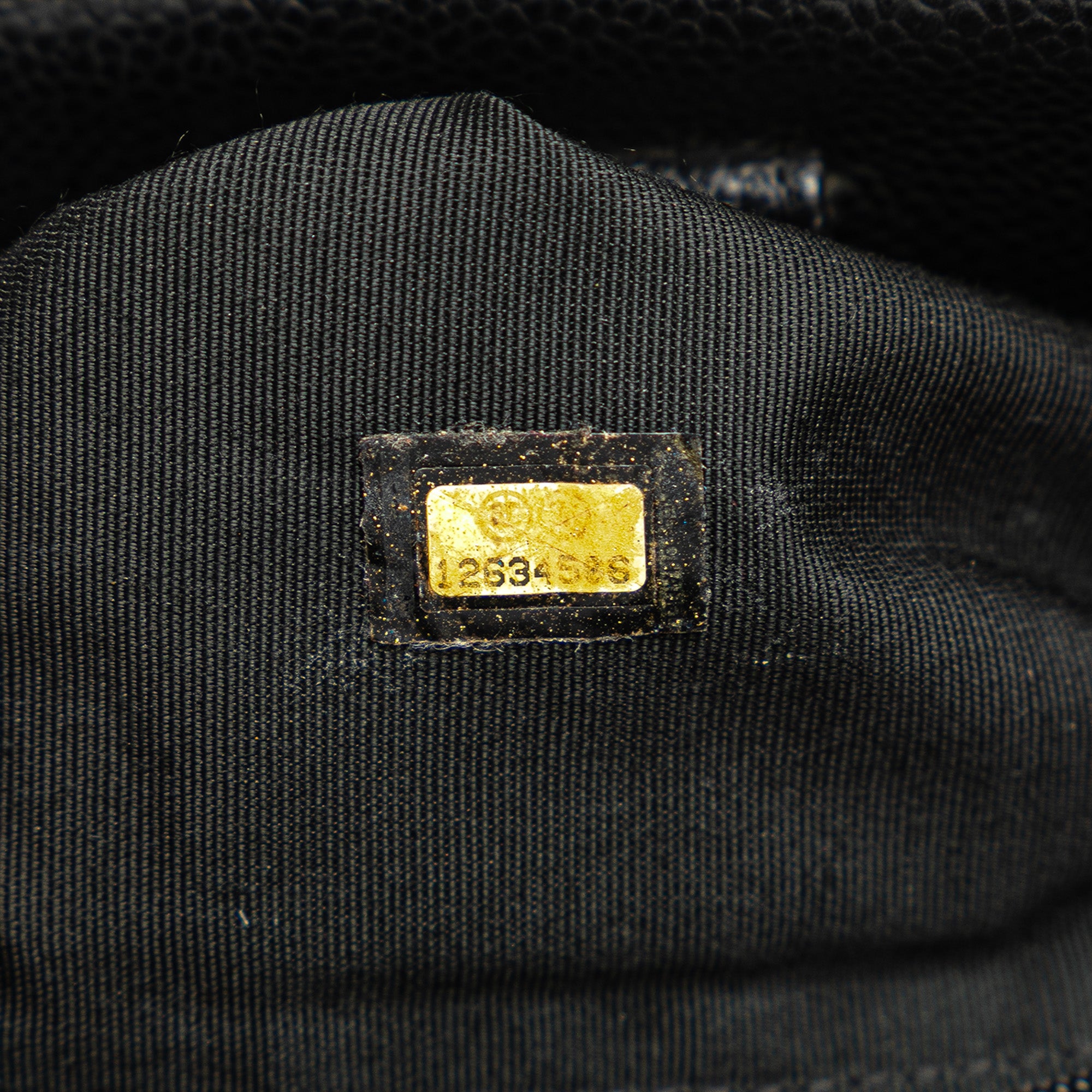 Chanel Caviar Petite Shopping Tote - image 6