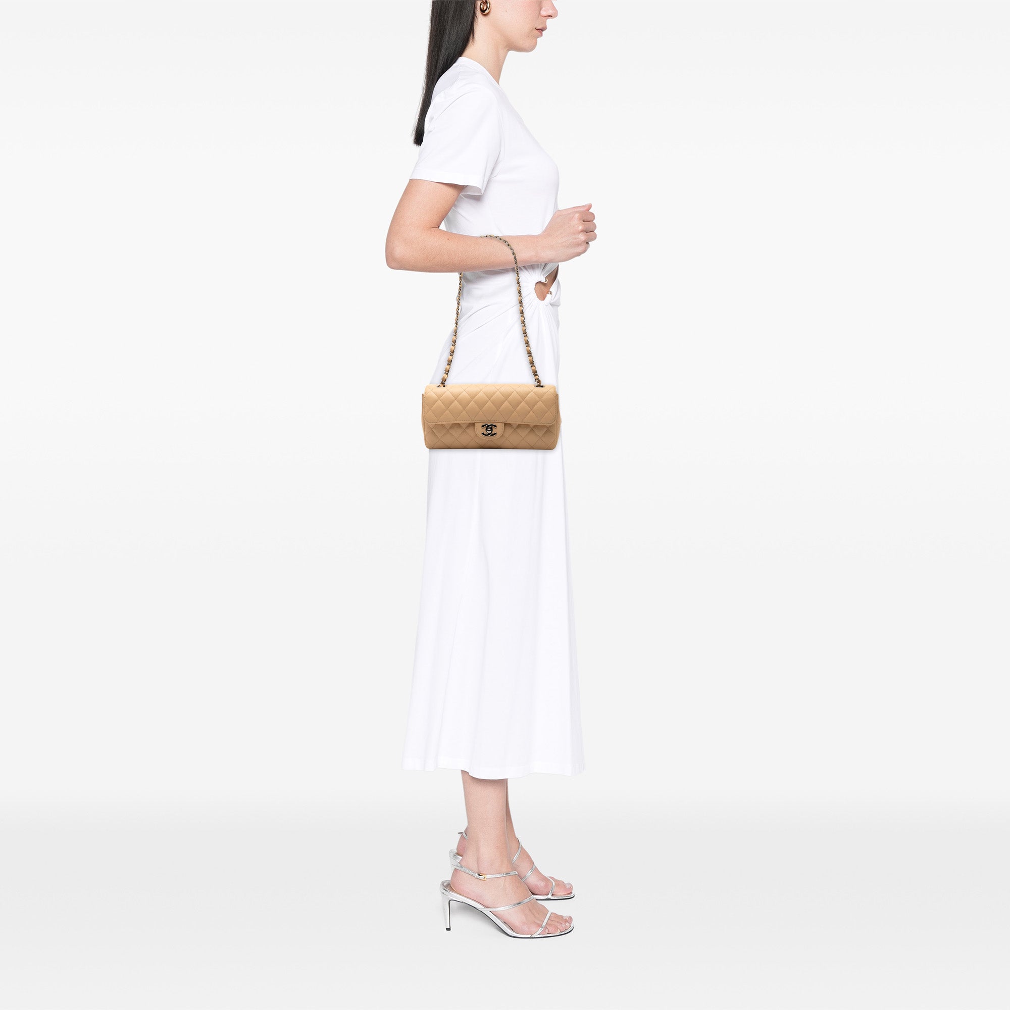 Chanel Classic Caviar East West Single Flap - image 7