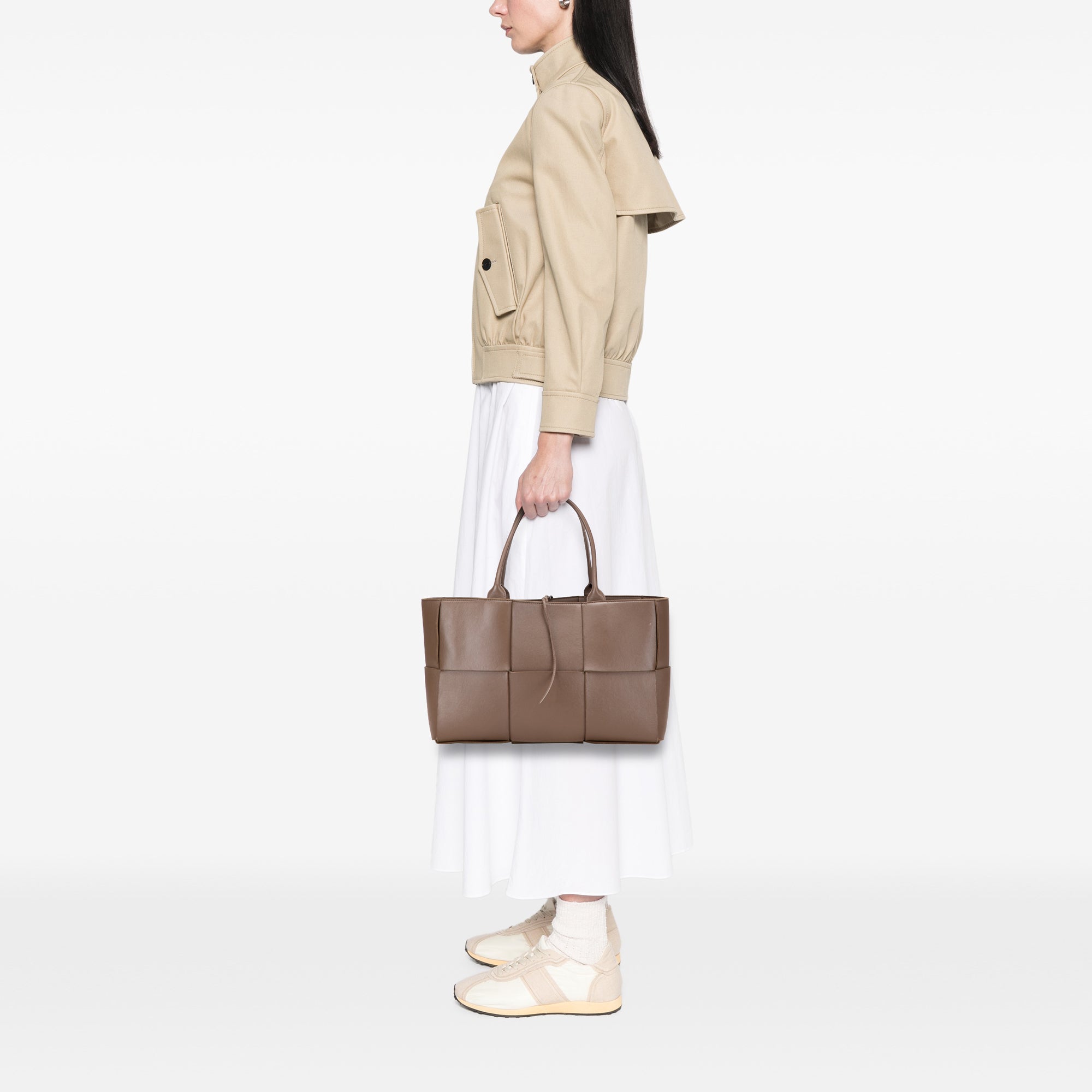 Bottega Veneta Medium Nappa Maxi Intrecciato Arco Tote - image 10