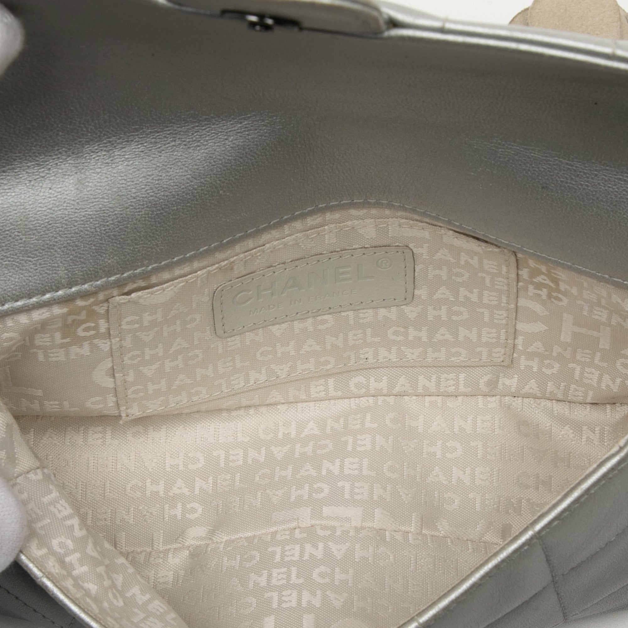 Chanel Mini CC Chocolate Bar Metallic Lambskin Camellia Flap - image 4