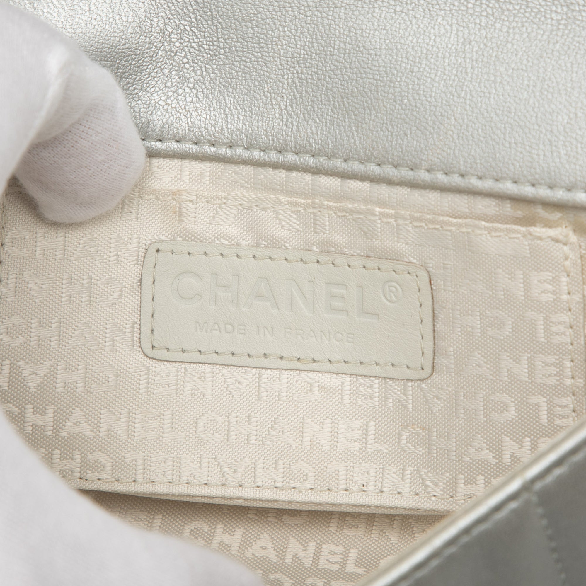 Chanel Mini CC Chocolate Bar Metallic Lambskin Camellia Flap - image 5
