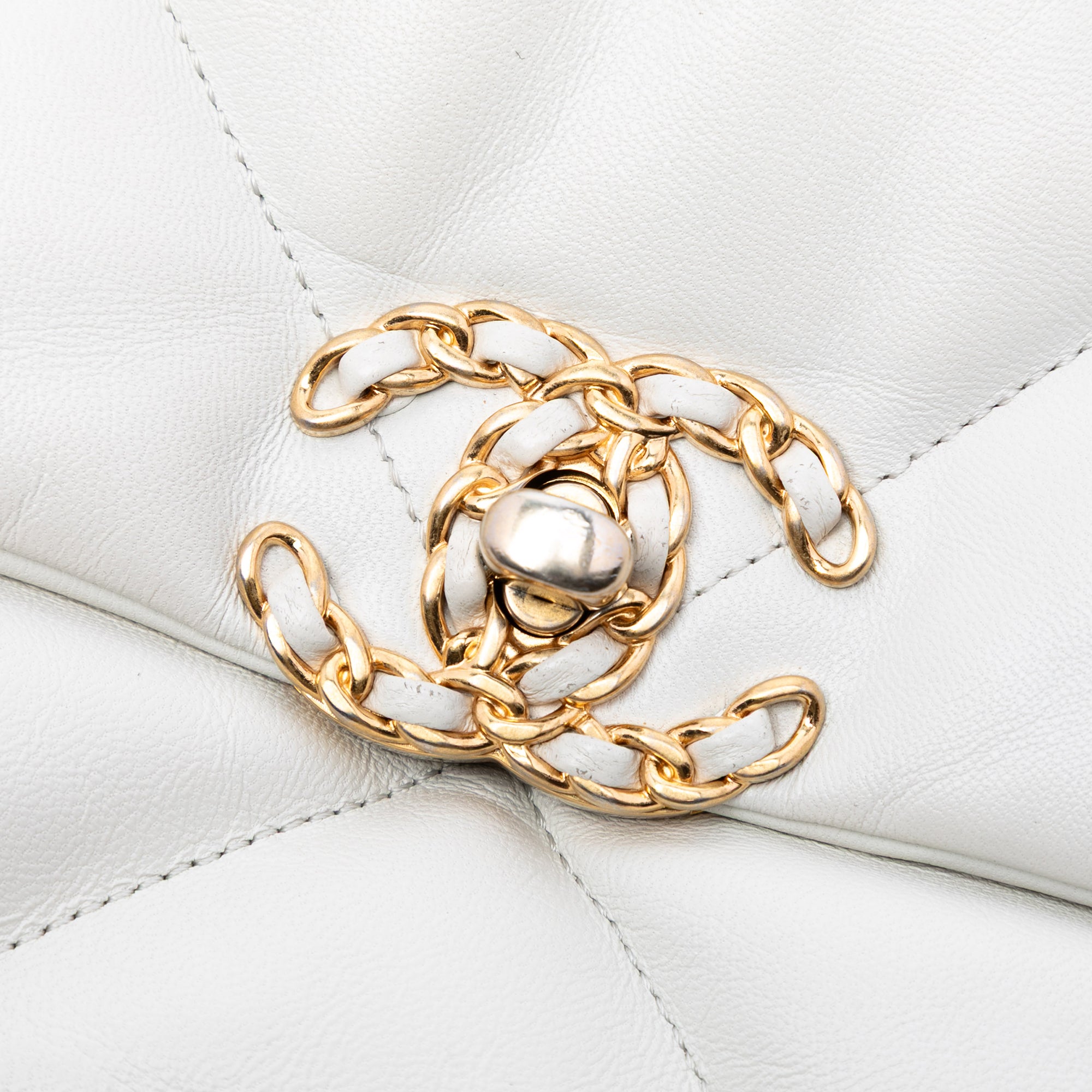 Chanel Medium Lambskin 19 Flap - image 6