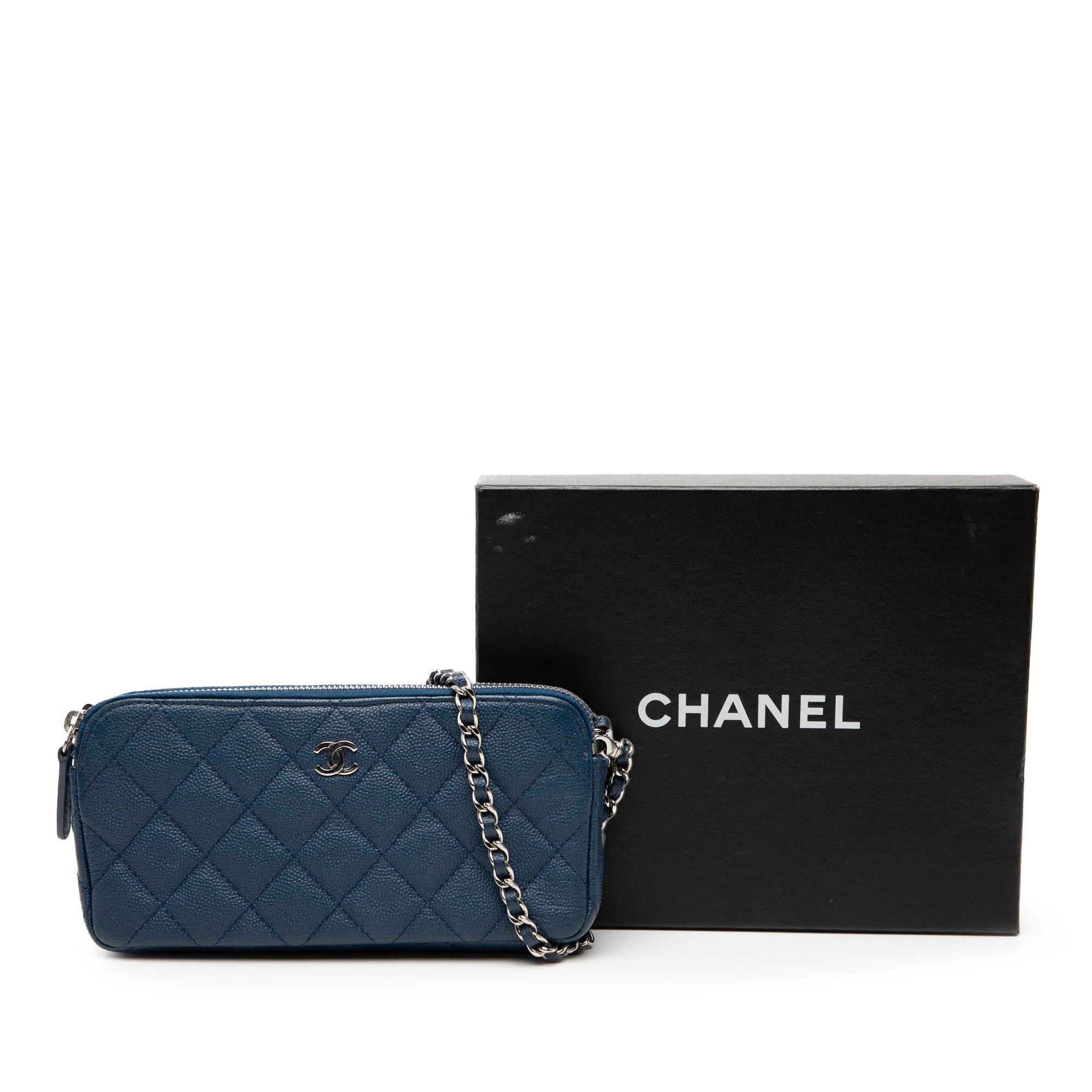 Chanel CC Quilted Caviar Double Zip Clutch With Chain - image 8