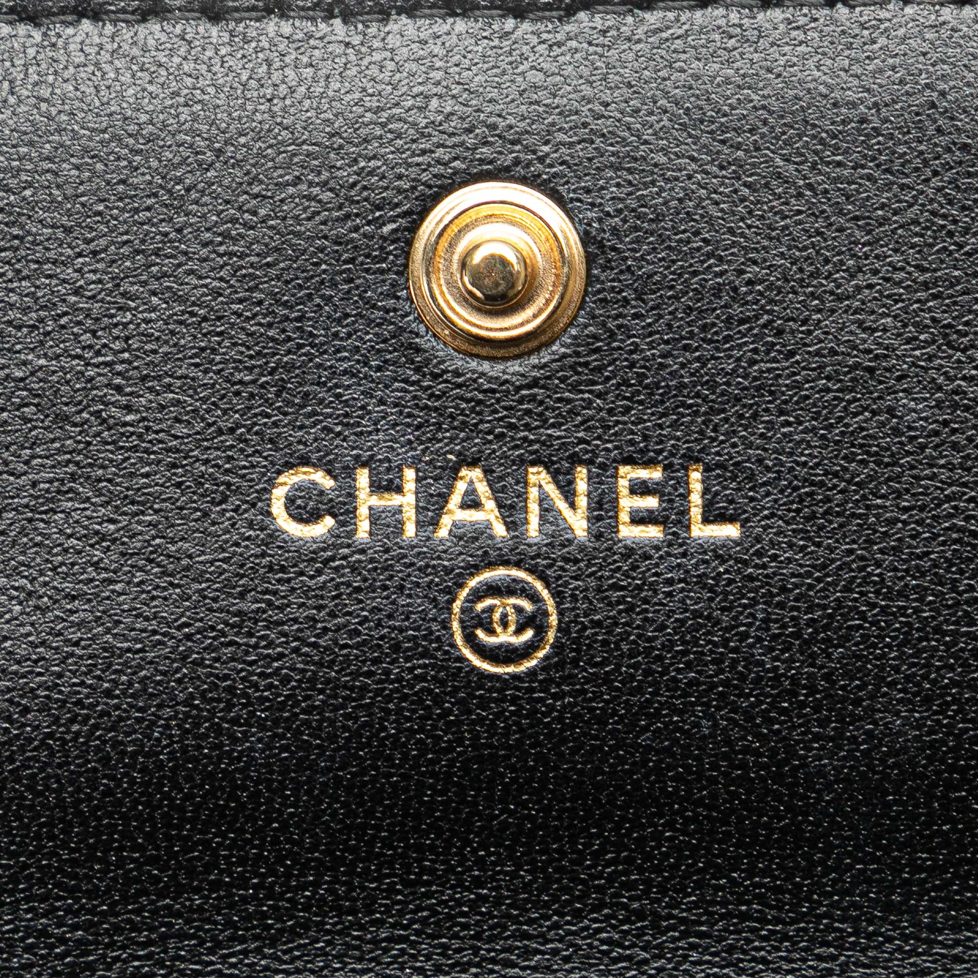 Chanel Quilted Lambskin Pearl Crown Clutch On Chain - image 6