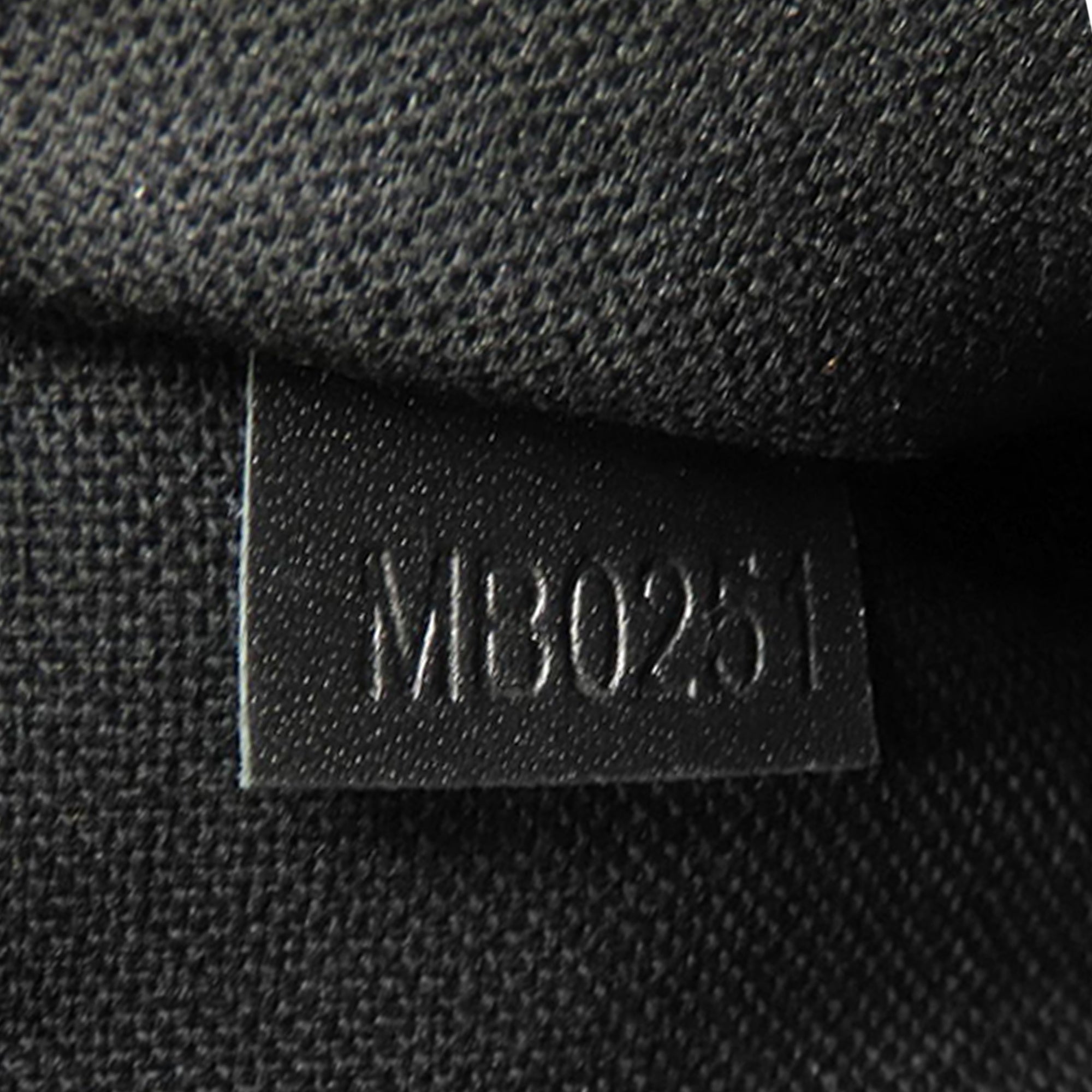 Louis Vuitton Monogram Eclipse Reverse Keepall Bandouliere 25 - image 7