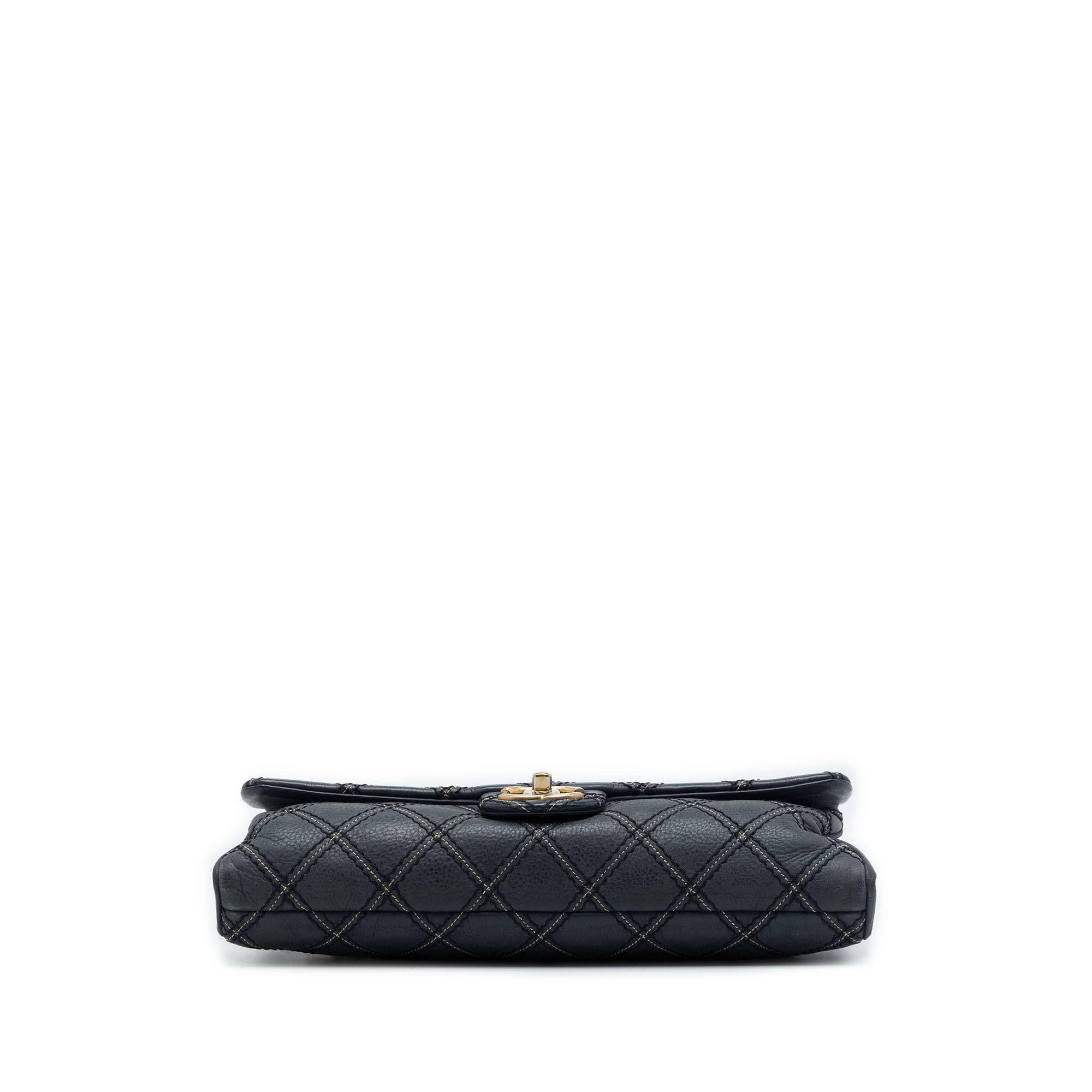 Chanel Jumbo Quilted Iridescent Calfskin Triple Stitched Flap - image 3