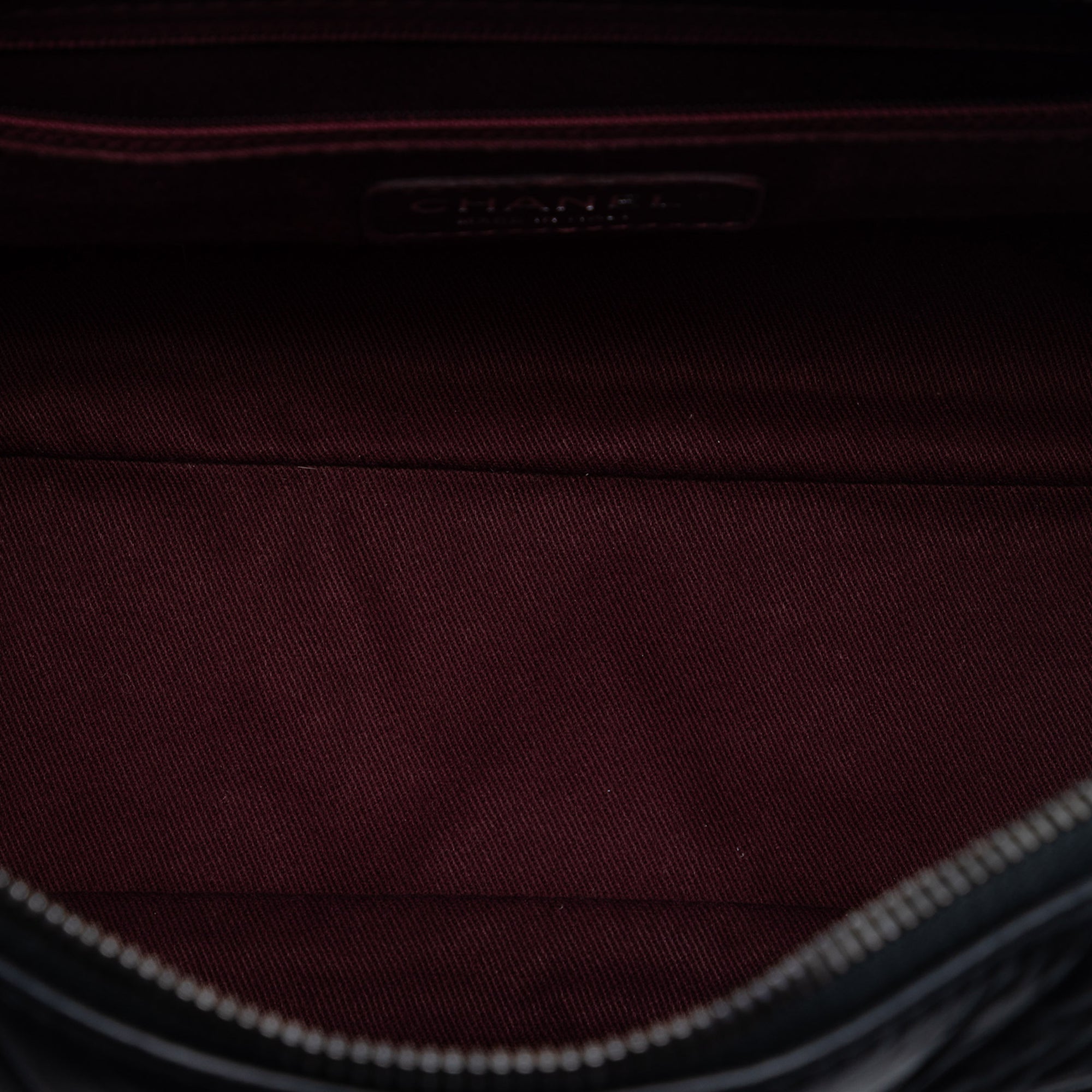 Chanel Jumbo Quilted Aged Calfskin New Portobello Flap - image 4