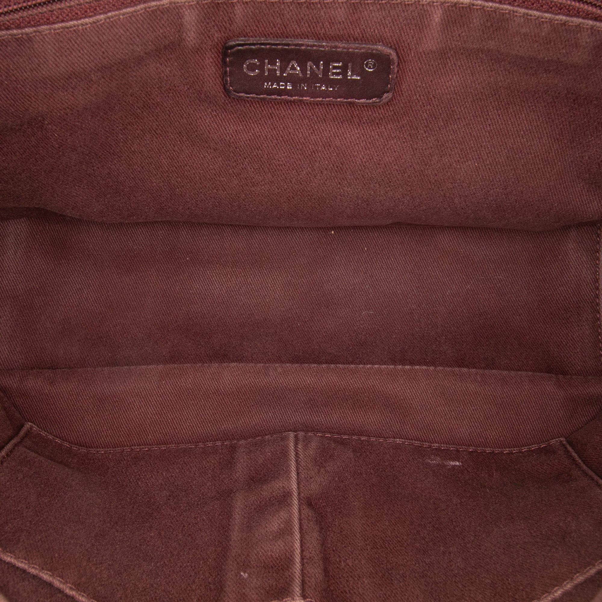 Chanel Jumbo Quilted Aged Calfskin Portobello Flap - image 4