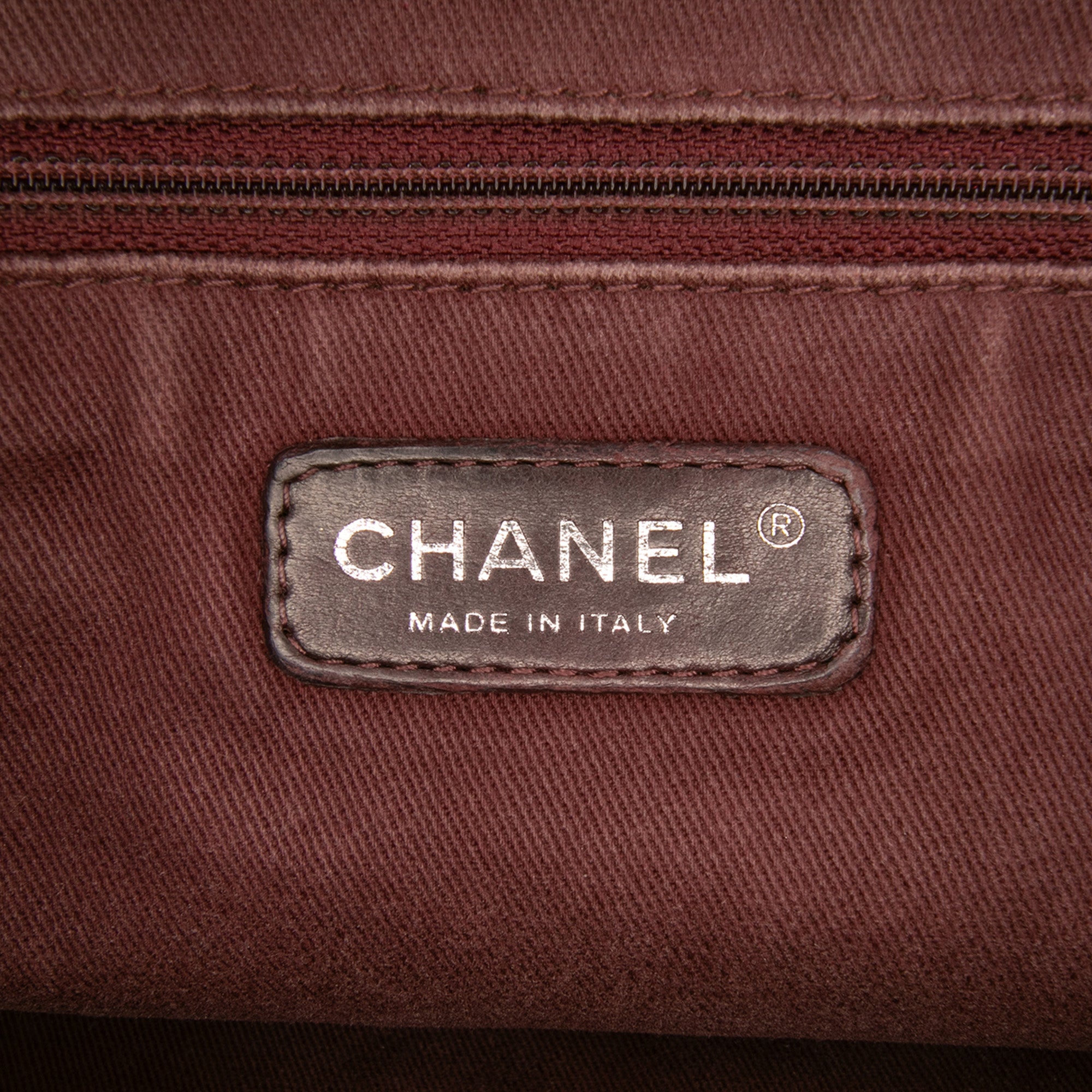 Chanel Jumbo Quilted Aged Calfskin Portobello Flap - image 5