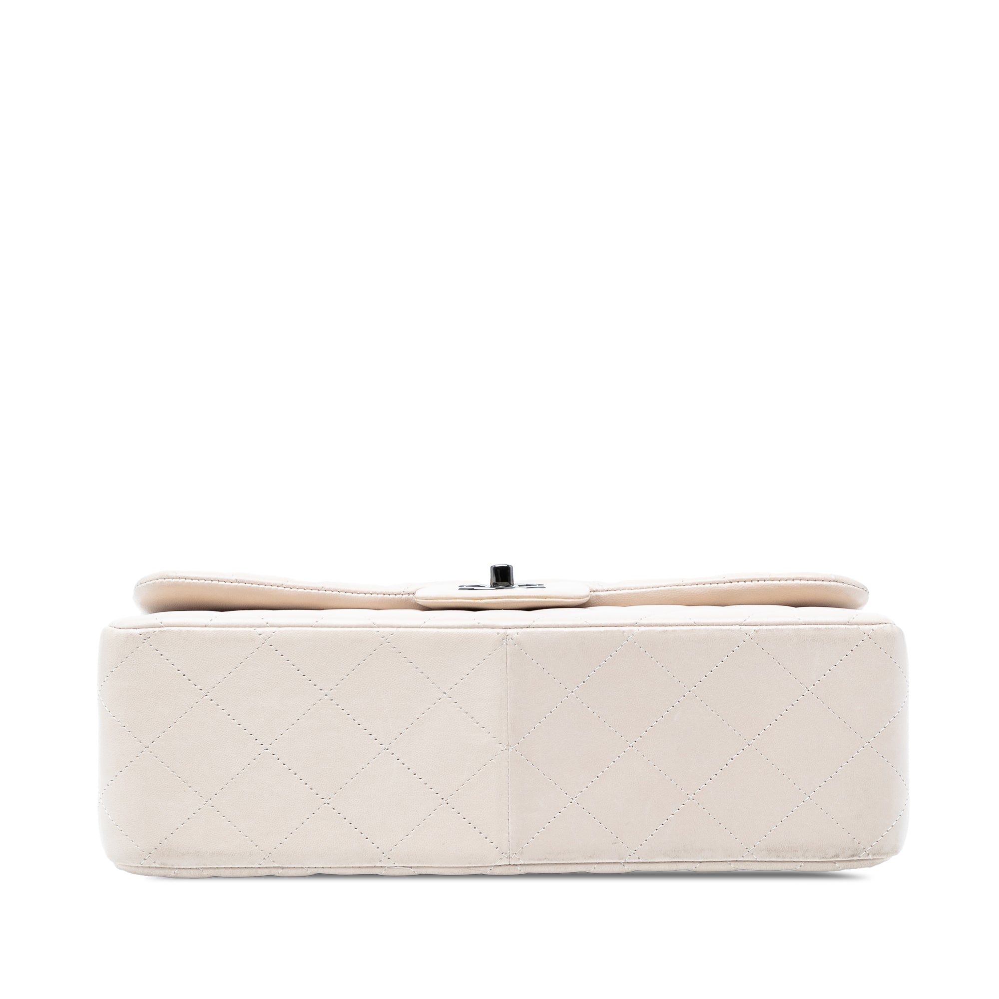 Chanel Jumbo Classic Lambskin Double Flap - image 3