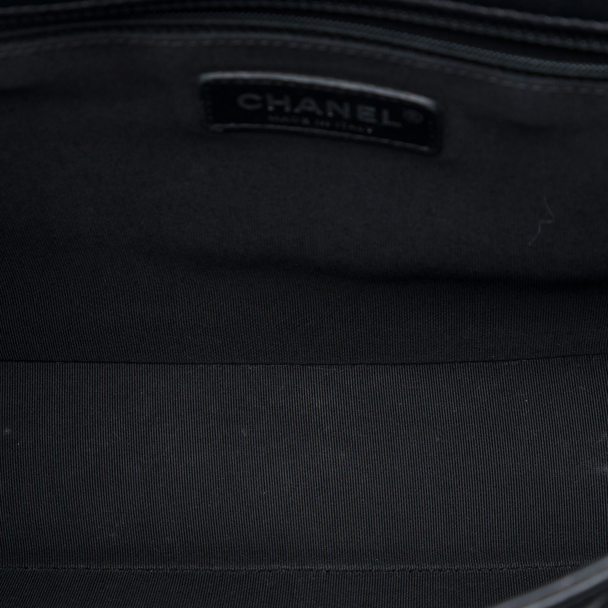 Chanel Jumbo Quilted Lambskin Acrylic Cuba Color Flap - image 4
