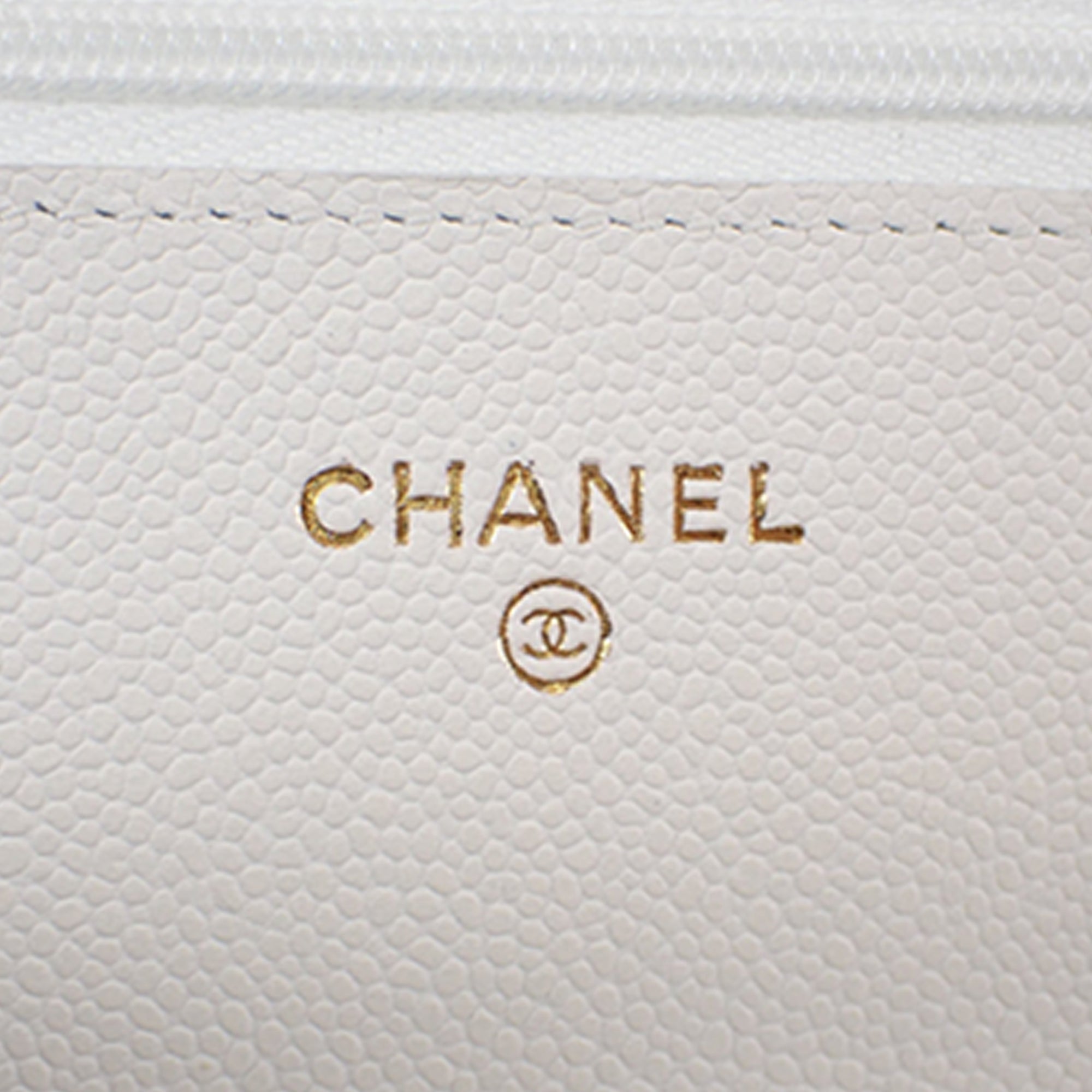 Chanel Classic Caviar Wallet On Chain - image 5