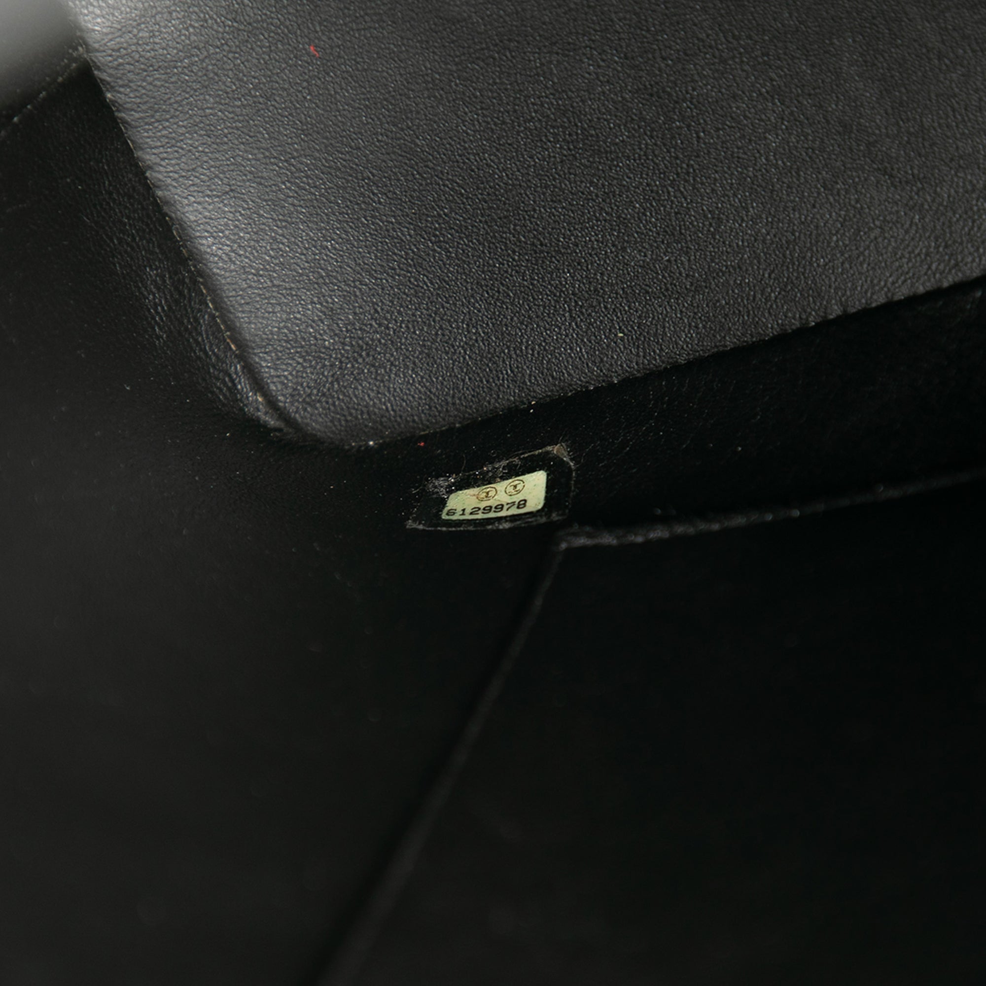 Chanel Caviar Medallion Tote - image 6