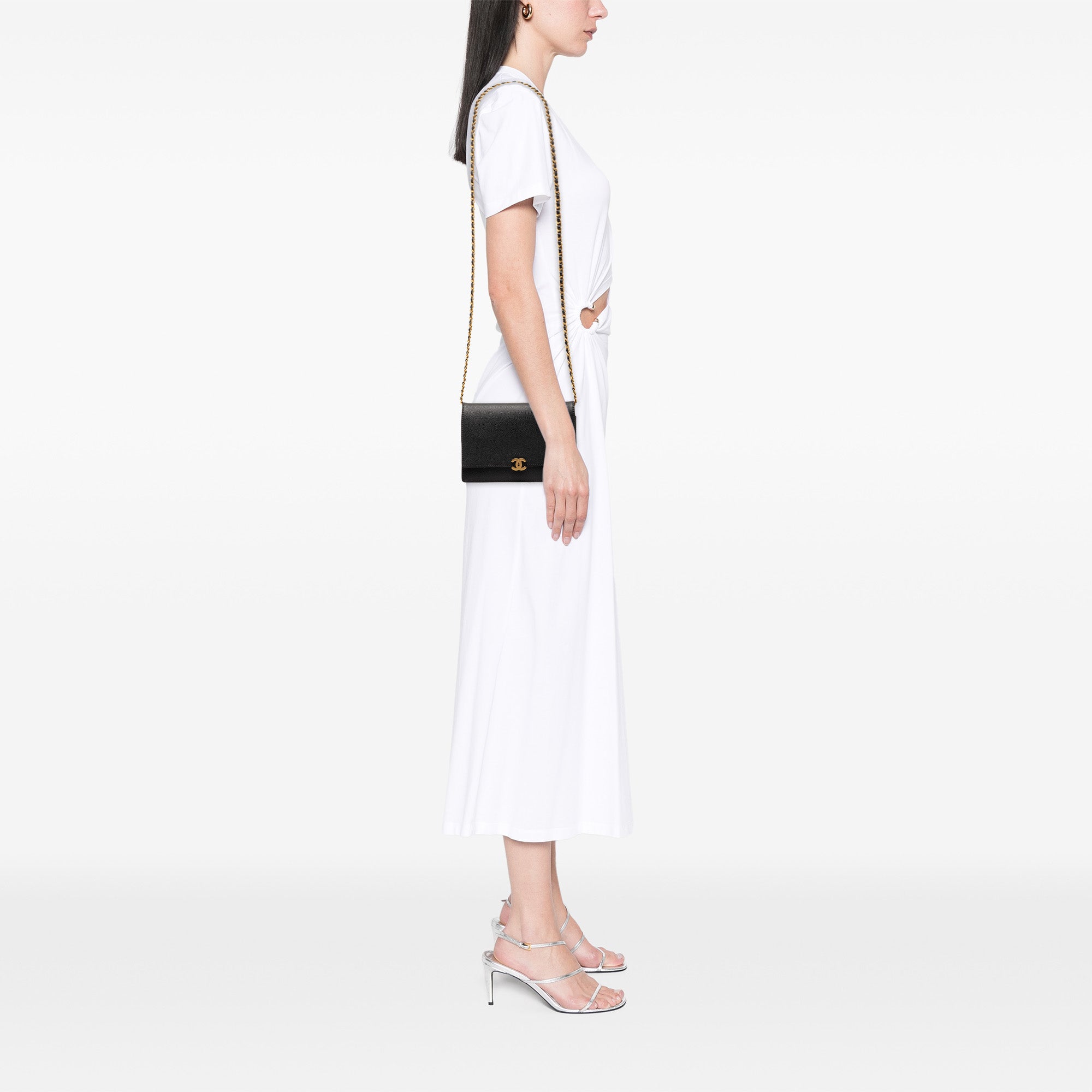 Chanel CC Grained Calfskin Wallet on Chain - image 8