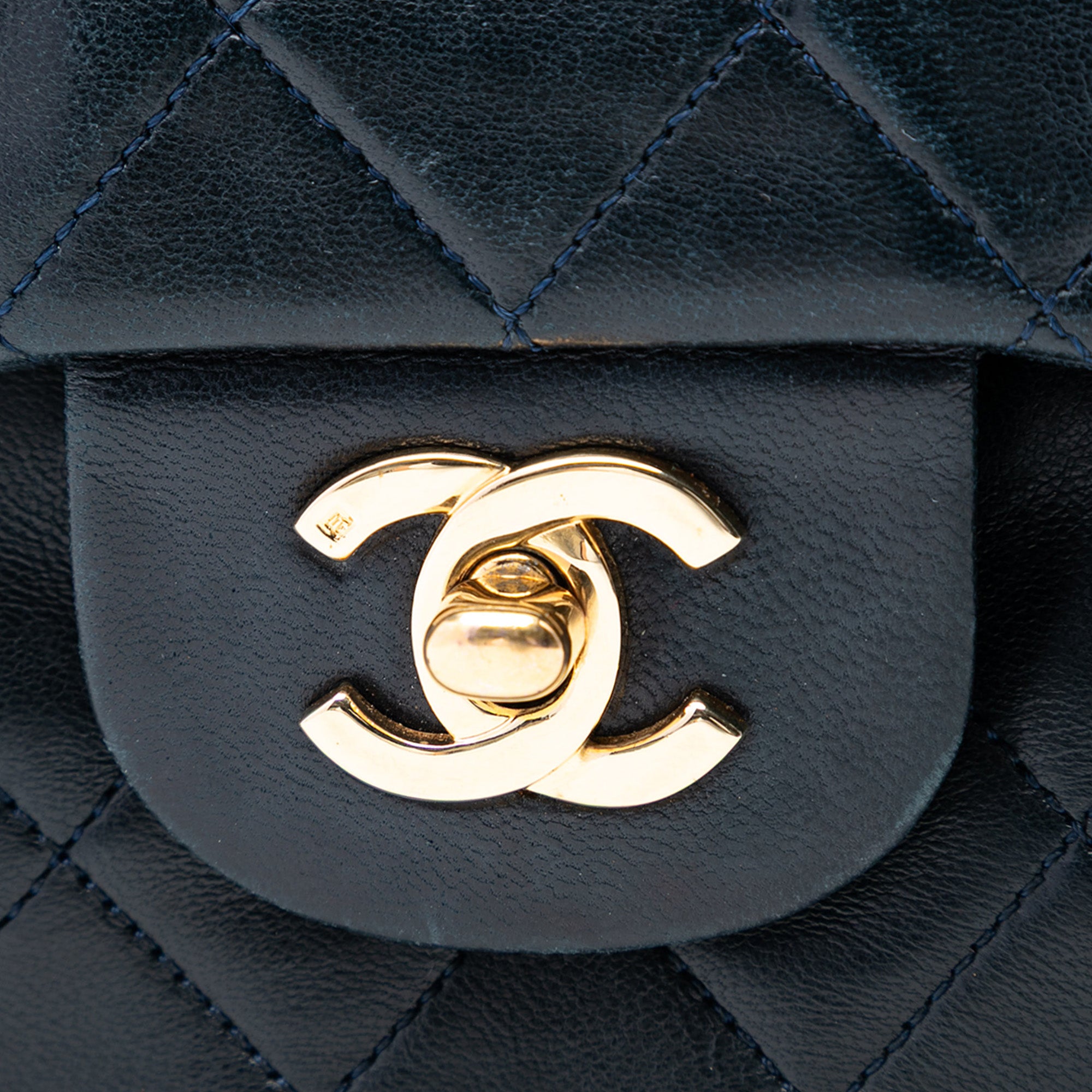 Chanel Medium Classic Lambskin Double Flap - image 5