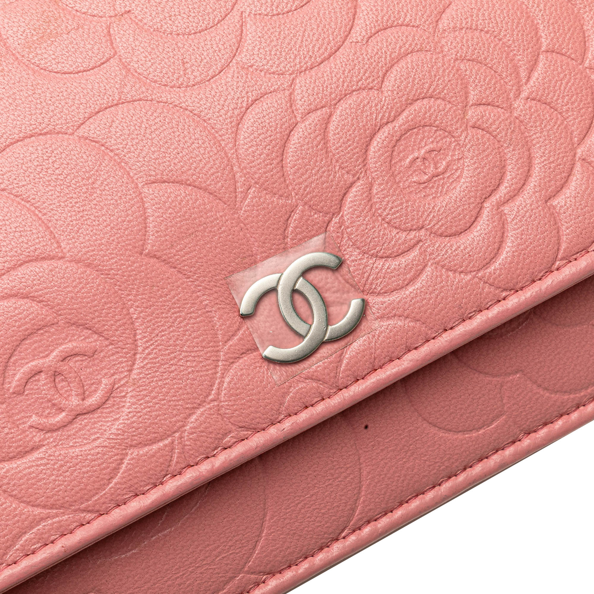 Chanel CC Embossed Lambskin Camellia Wallet On Chain - image 7