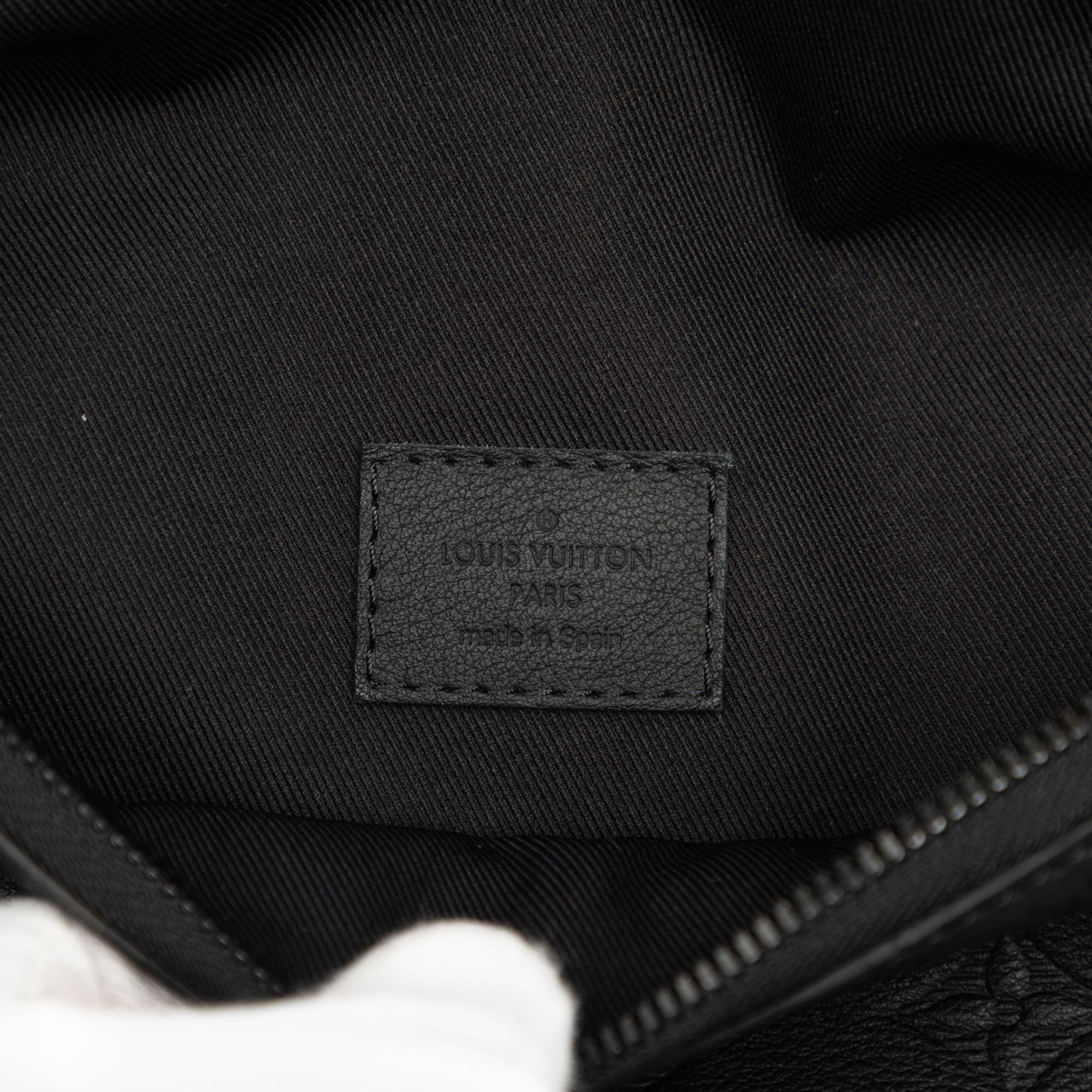 Louis Vuitton Monogram Shadow Discovery Bumbag - image 5