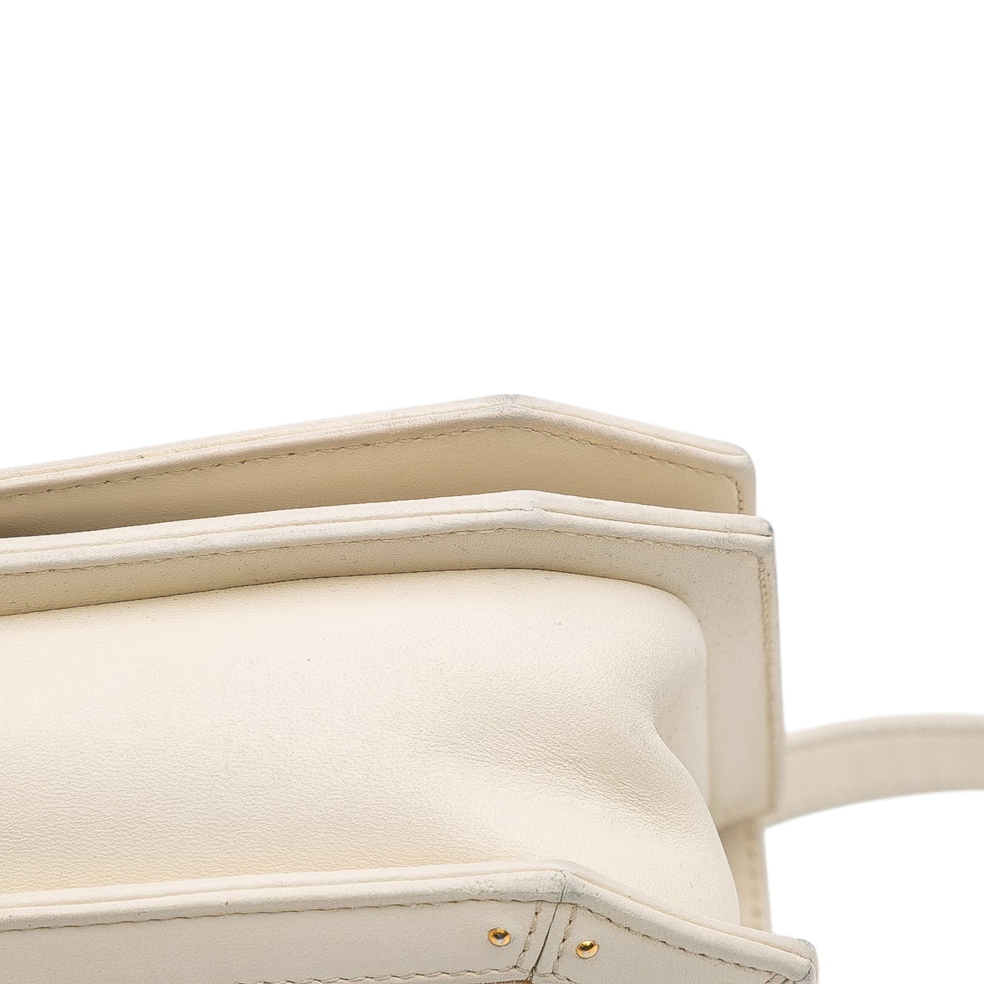 Chanel Medium Quilted Calfskin Octagon CC Clasp Flap - image 11