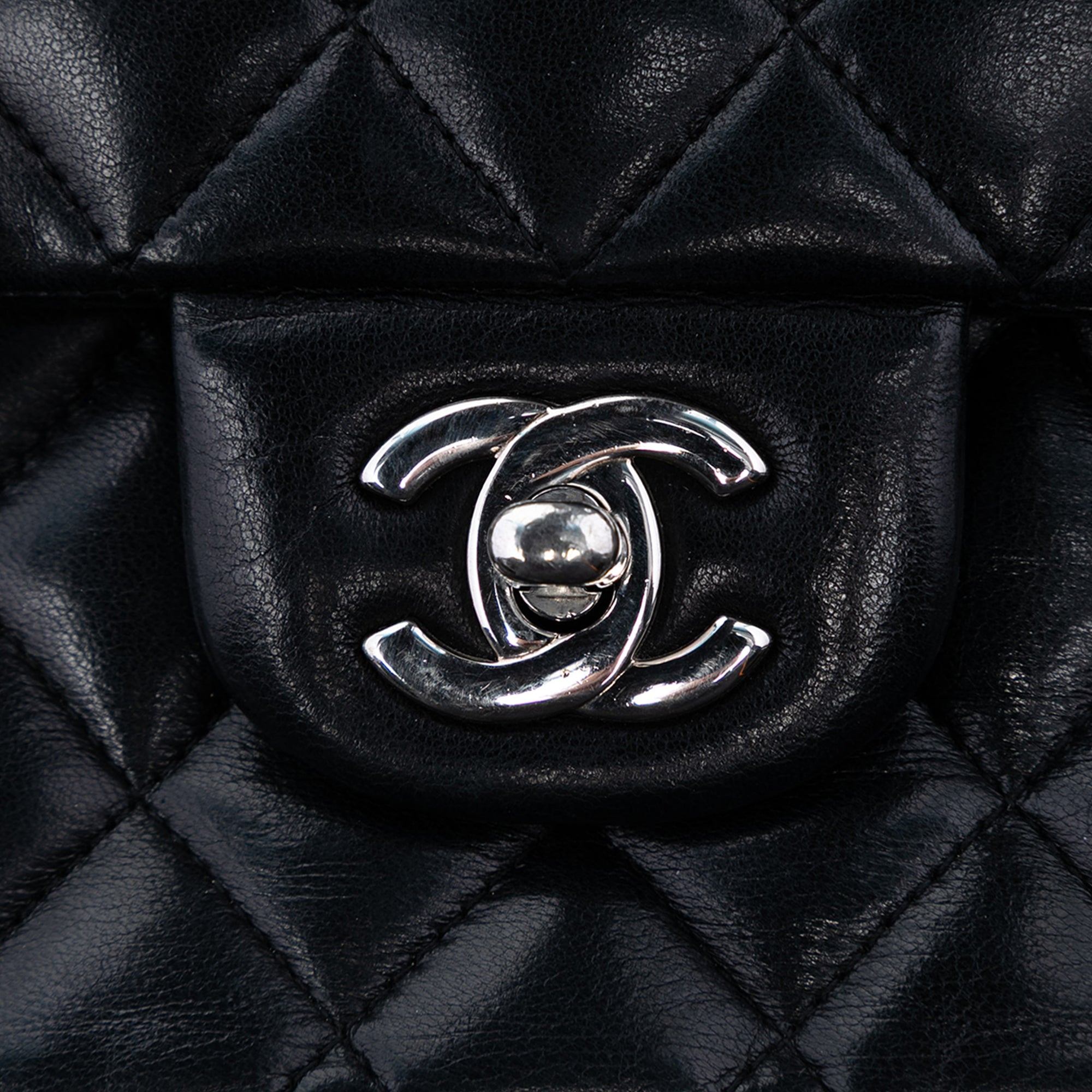 Chanel Medium Classic Lambskin Double Flap - image 5